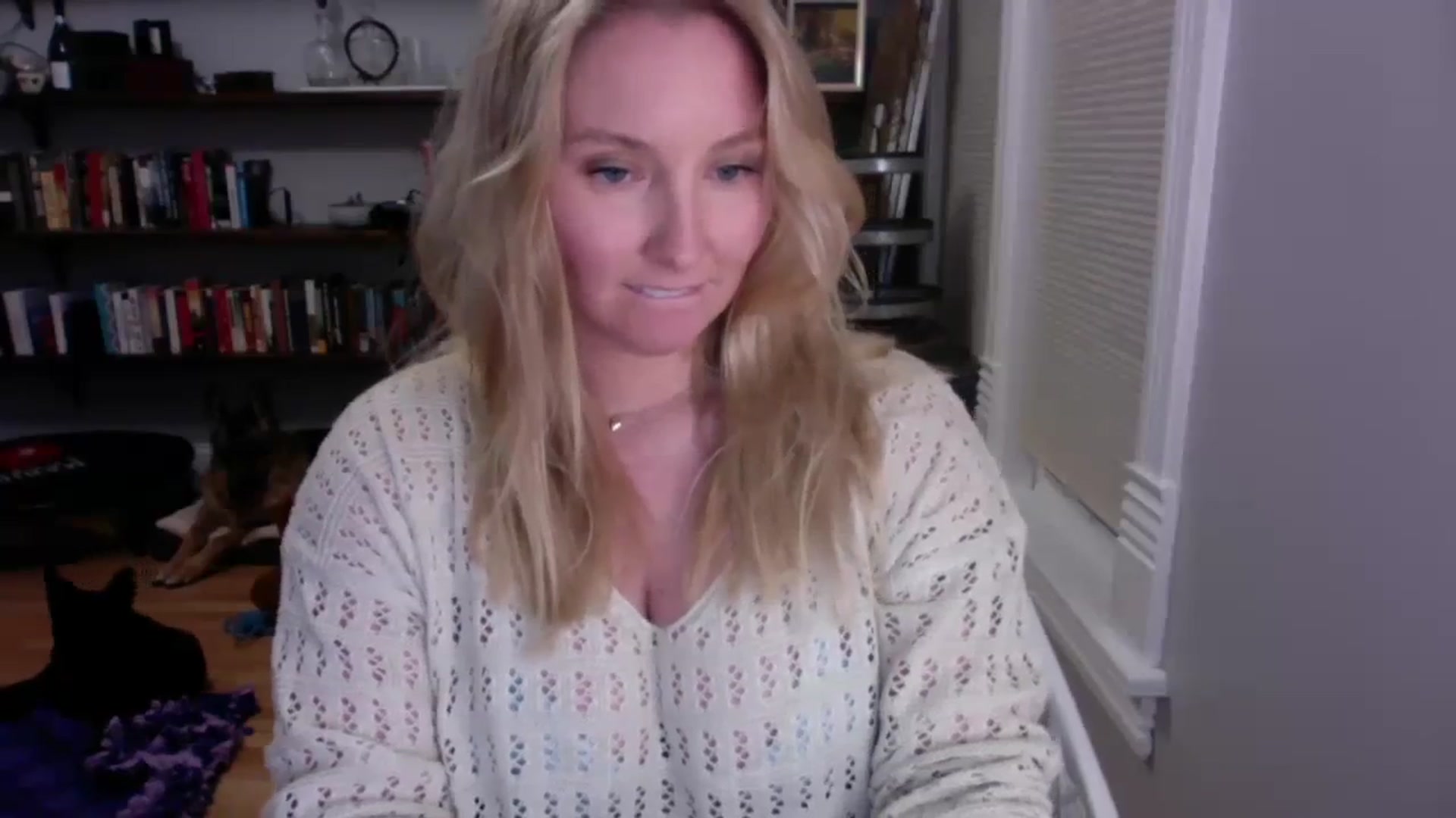Gallery image thumbnail from BendyBlonde1's myfreecams stream on, 01/10/2024, 08:08 image 6 of 20