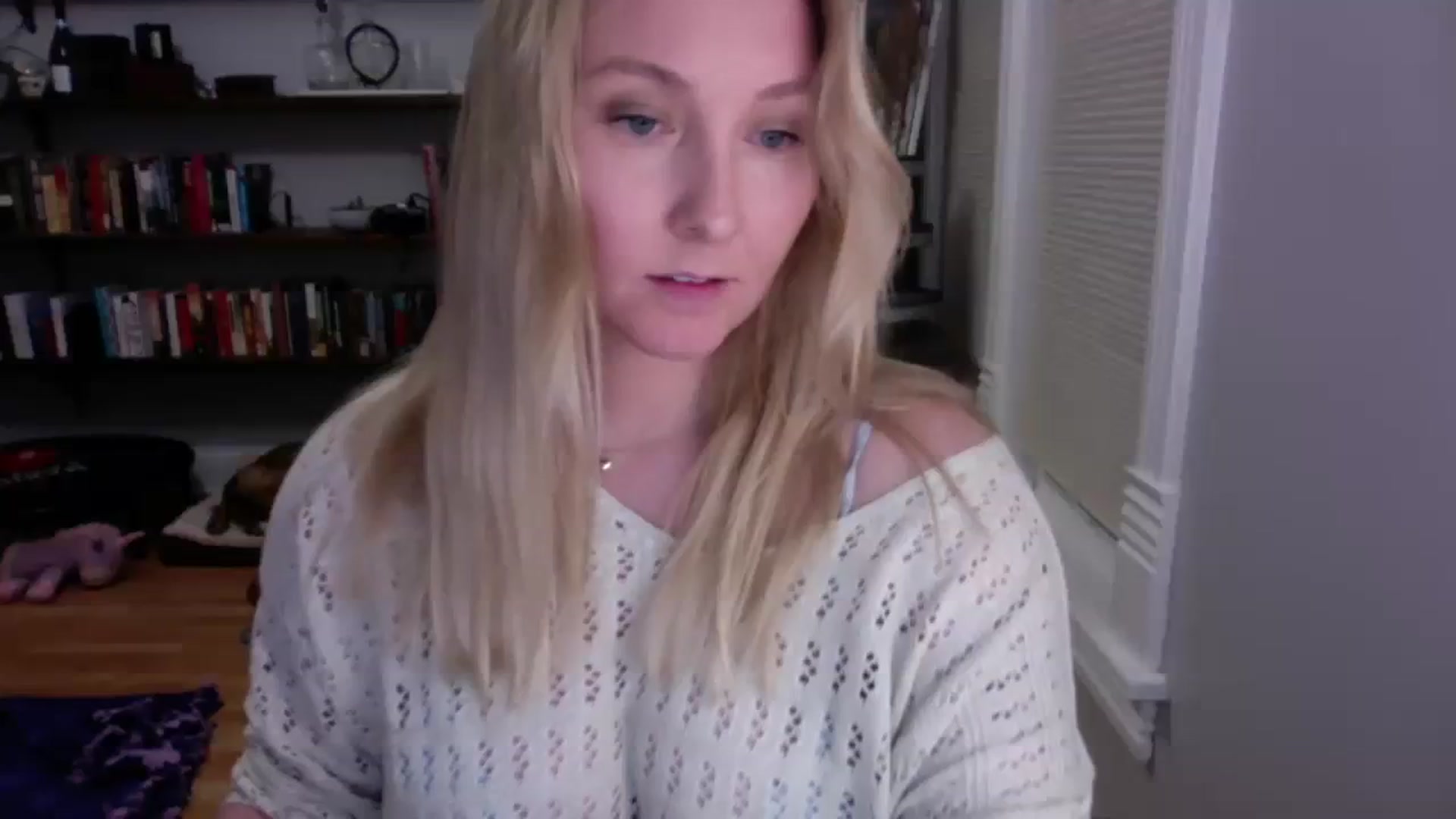 Gallery image thumbnail from BendyBlonde1's myfreecams stream on, 01/10/2024, 08:08 image 1 of 20