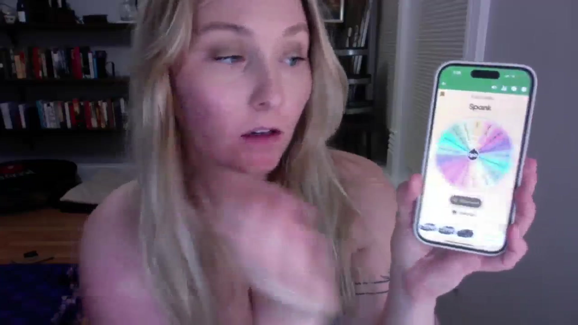 Gallery image thumbnail from BendyBlonde1's myfreecams stream on, 01/10/2024, 08:08 image 11 of 20