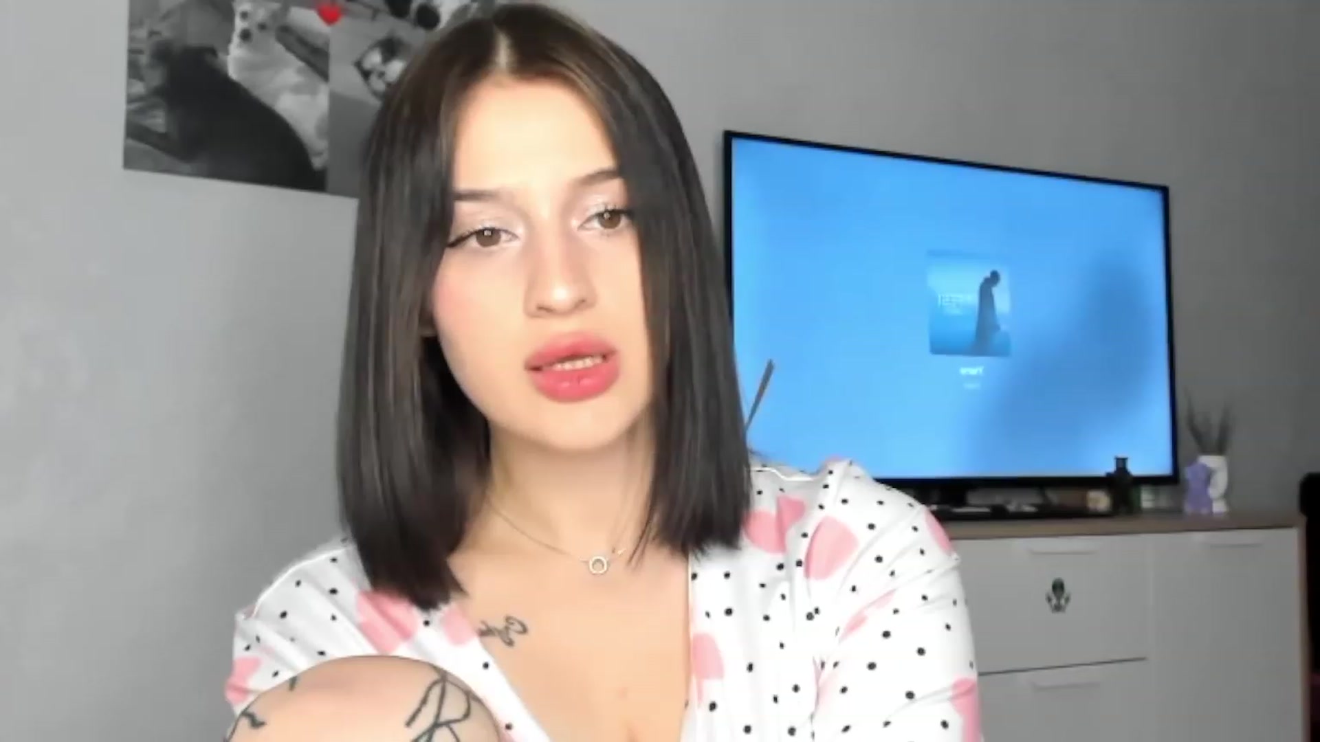 Gallery image thumbnail from BennetLorin__'s myfreecams stream on, 03/25/2023, 16:31 image 14 of 20