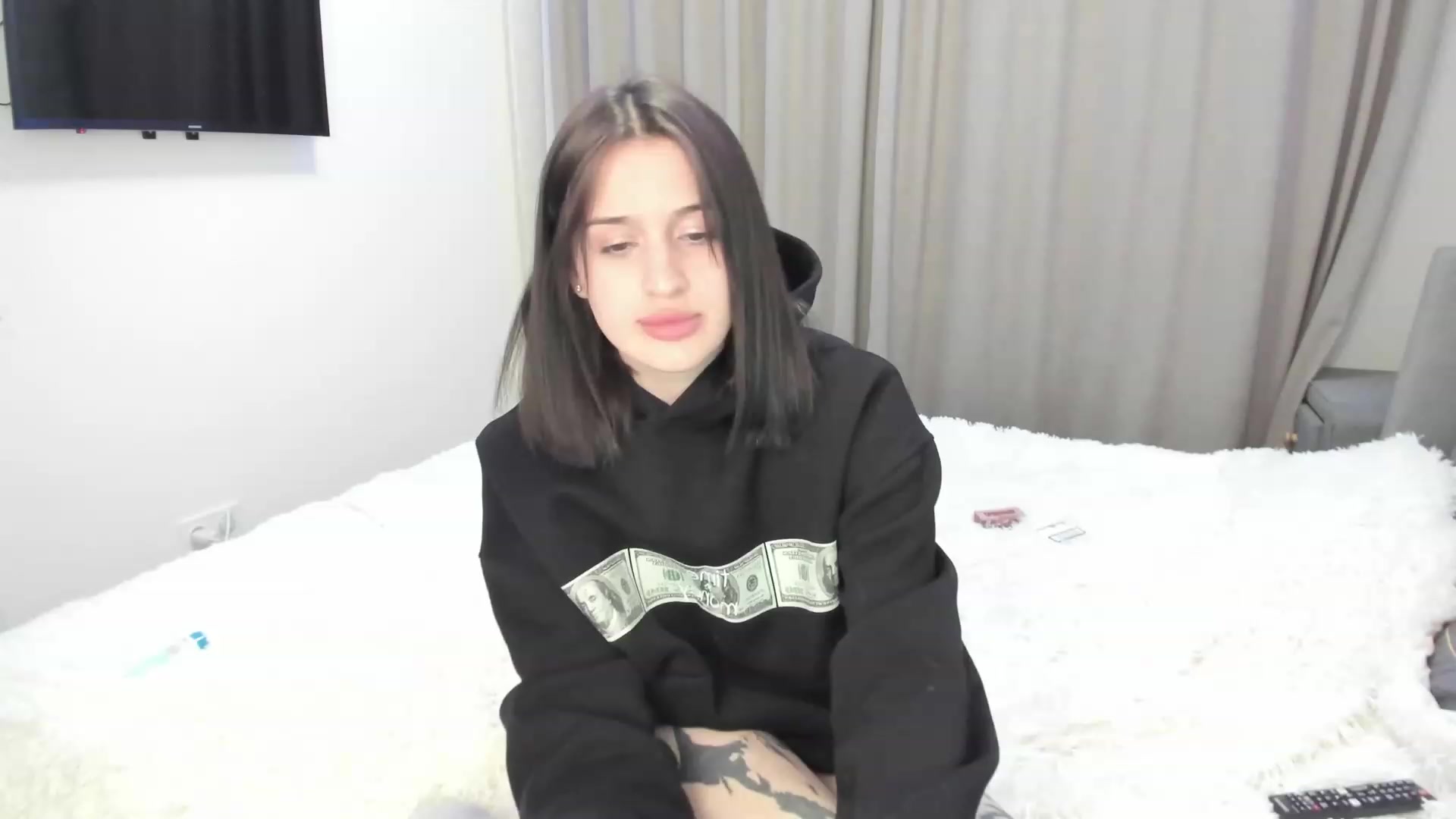 Gallery image thumbnail from BennetLorin__'s myfreecams stream on, 04/15/2023, 20:46 image 11 of 20