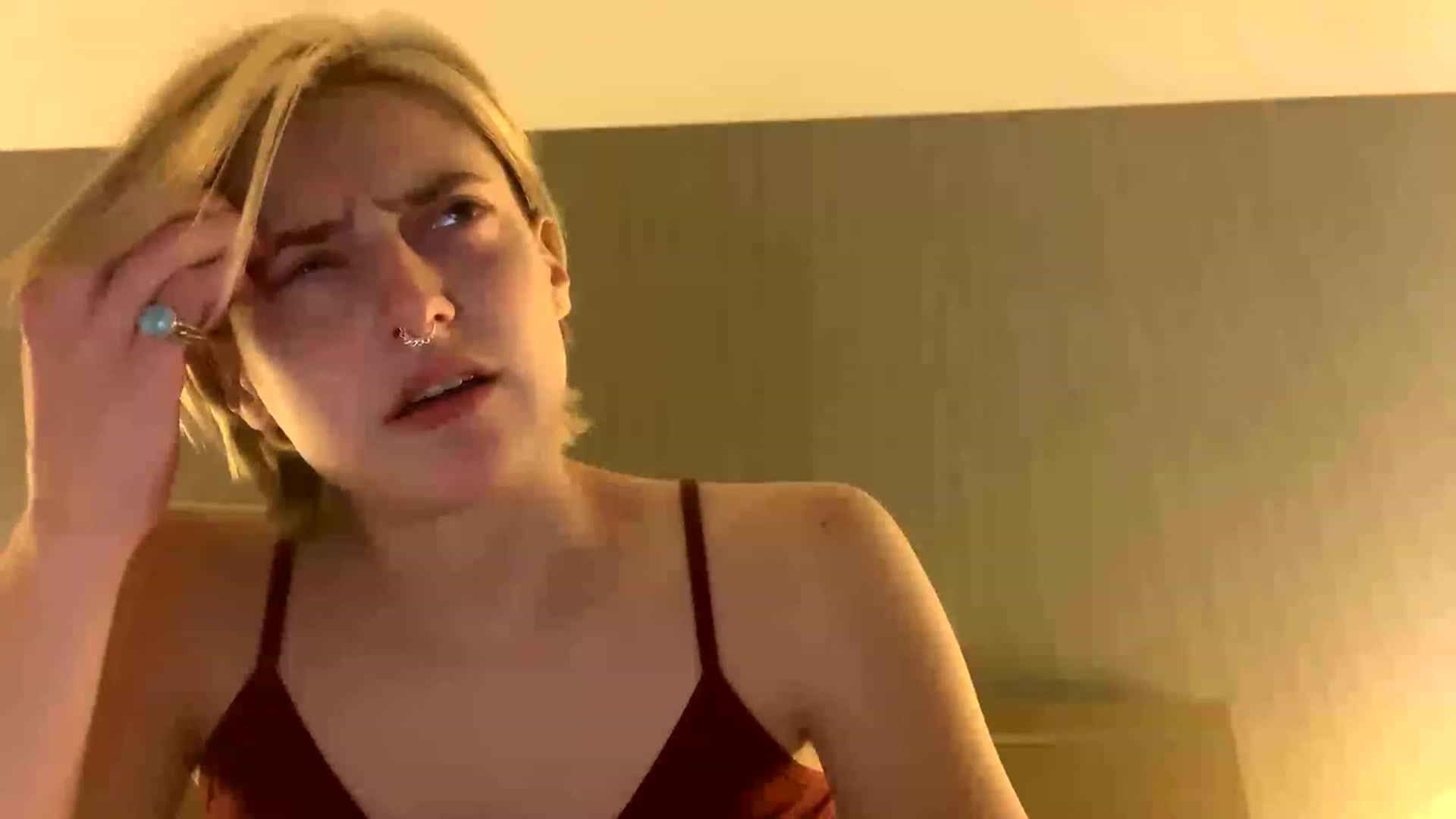 Gallery image thumbnail from BennieJett's myfreecams stream on, 12/15/2022, 03:03 image 11 of 20