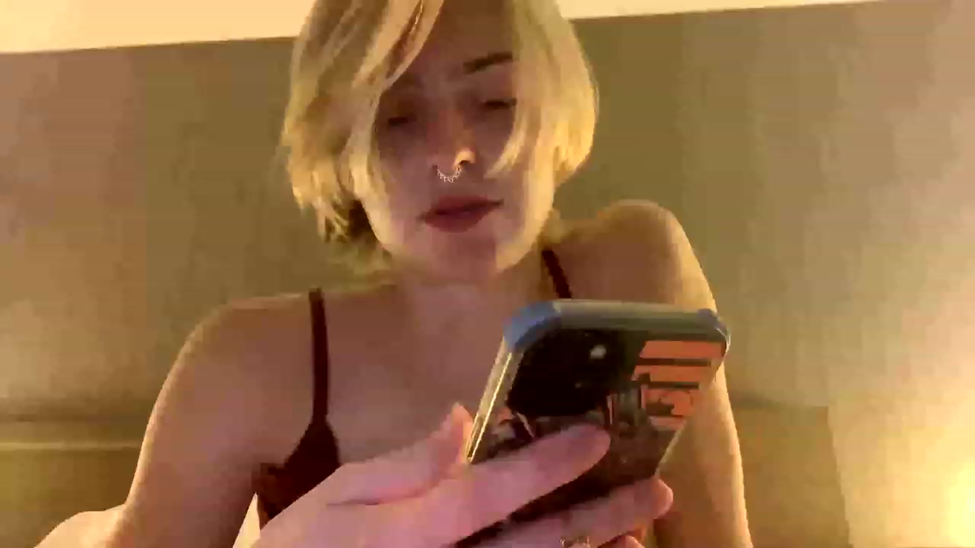 Gallery image thumbnail from BennieJett's myfreecams stream on, 12/15/2022, 04:01 image 5 of 20