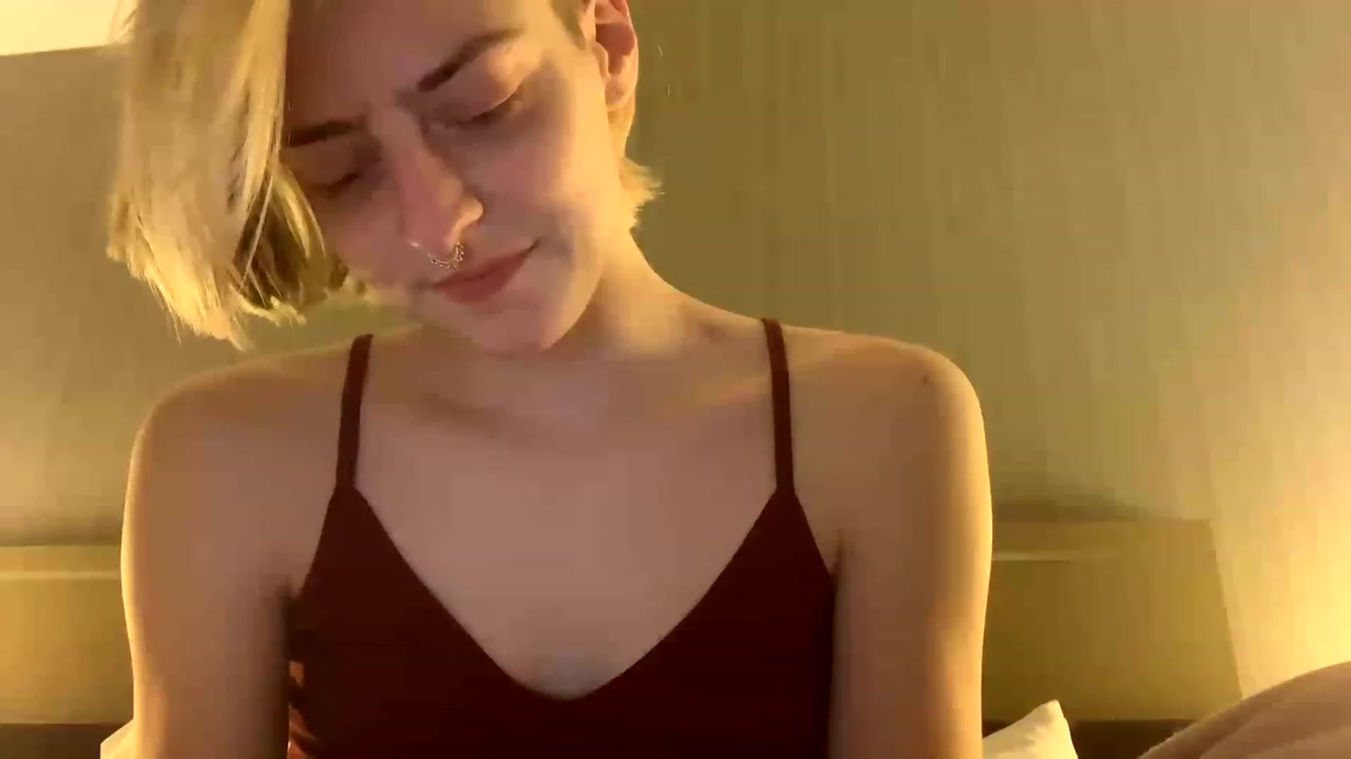Gallery image thumbnail from BennieJett's myfreecams stream on, 12/15/2022, 05:07 image 13 of 20