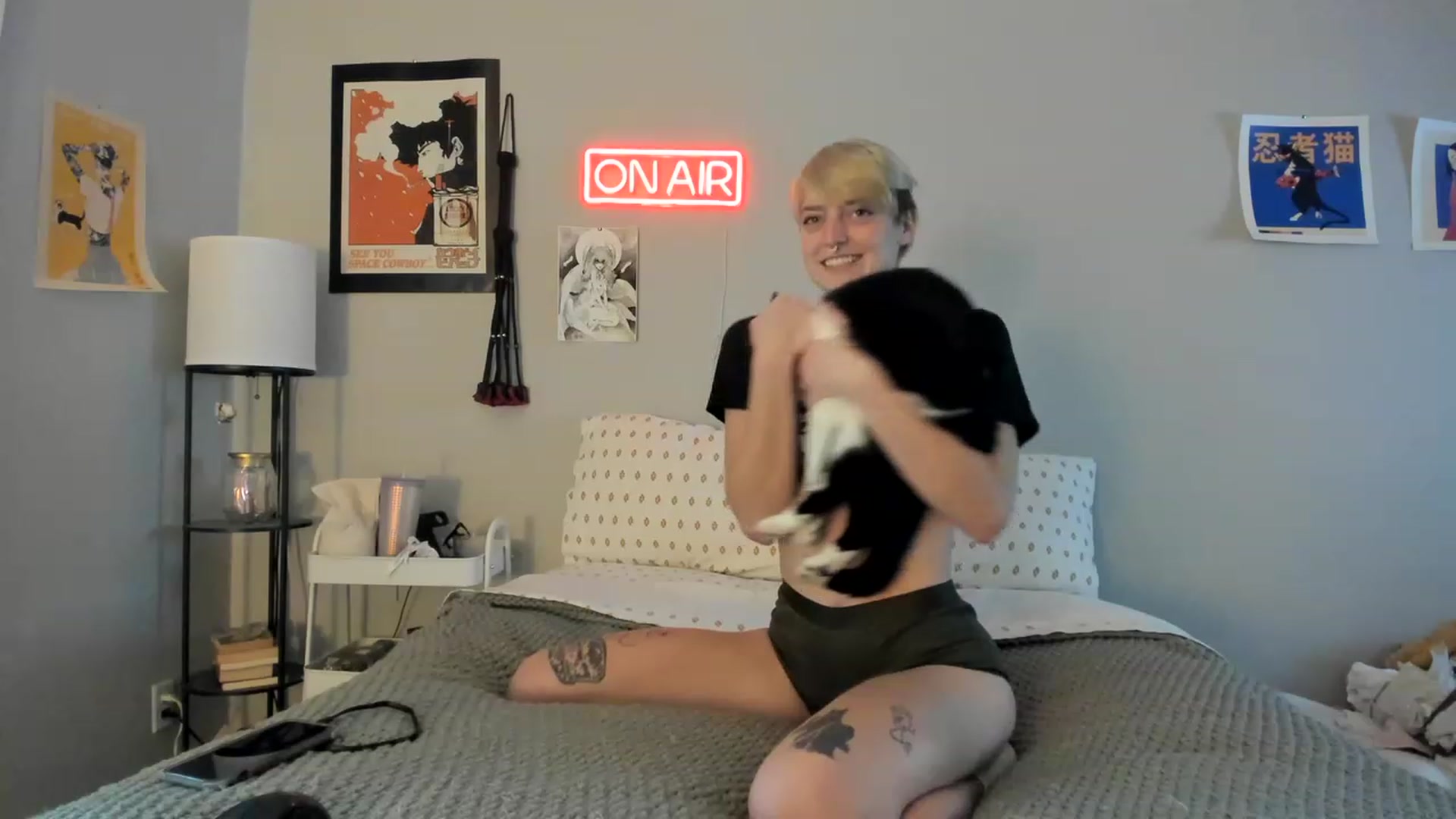 Gallery image thumbnail from BennieJett's myfreecams stream on, 01/16/2023, 19:56 image 13 of 20