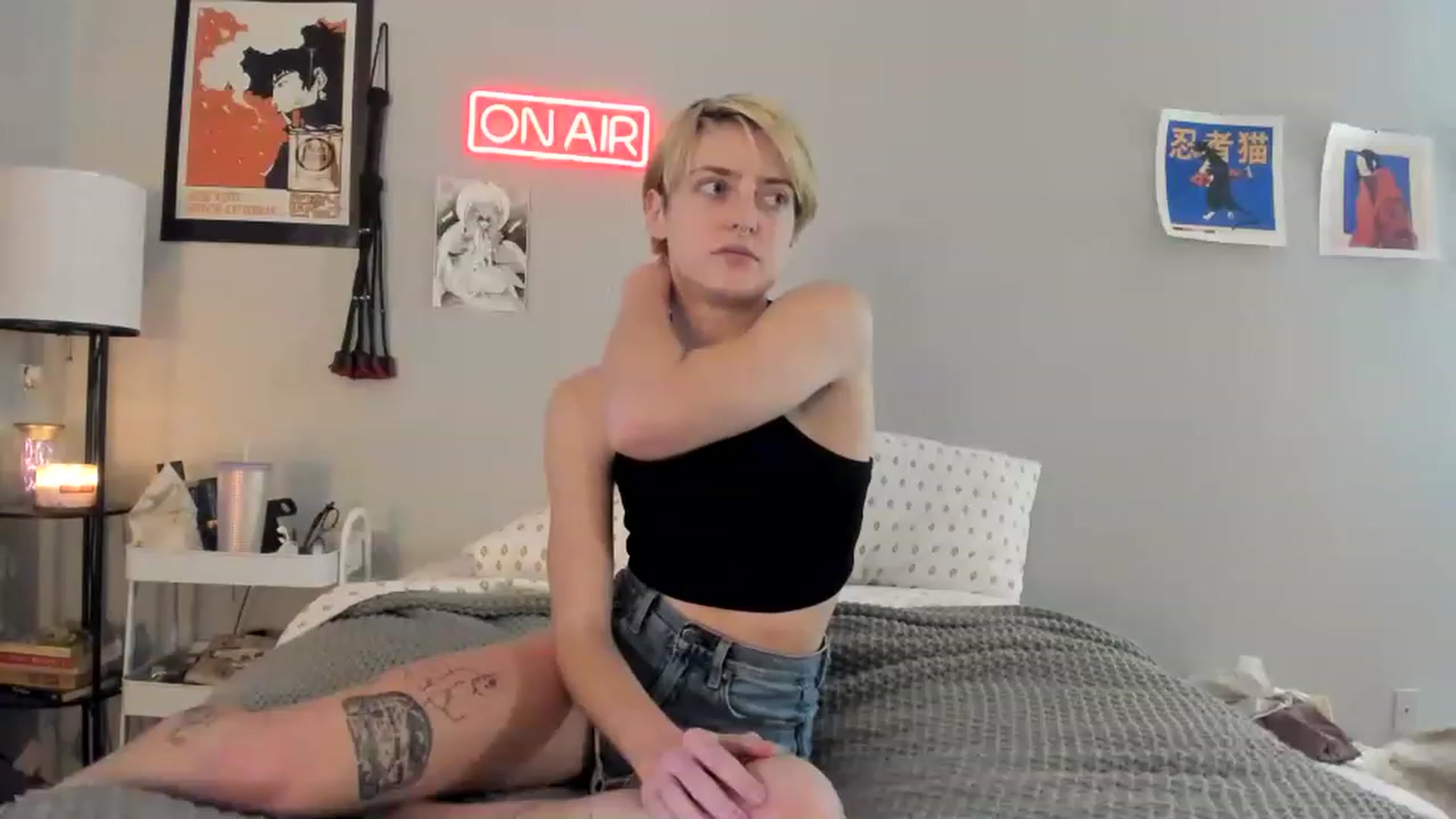 Gallery image thumbnail from BennieJett's myfreecams stream on, 01/18/2023, 22:43 image 6 of 20