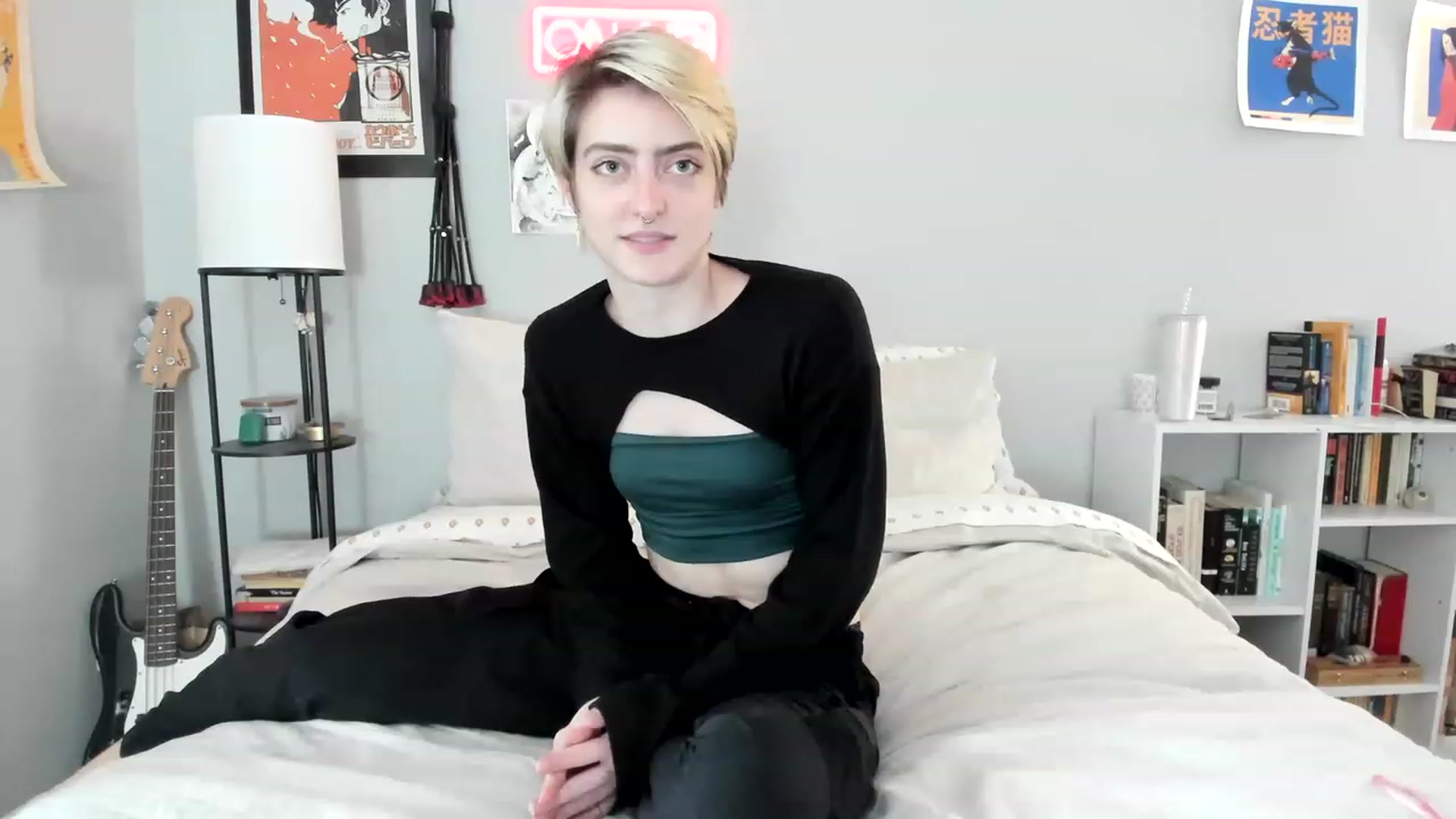 Gallery image thumbnail from BennieJett's myfreecams stream on, 03/16/2023, 23:28 image 14 of 20