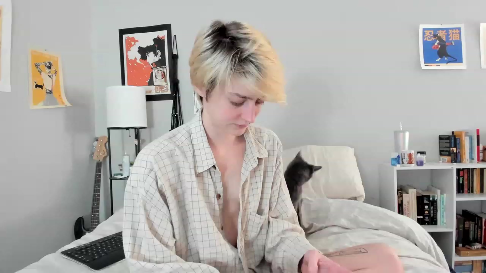 Gallery image thumbnail from BennieJett's myfreecams stream on, 03/20/2023, 02:09 image 16 of 20