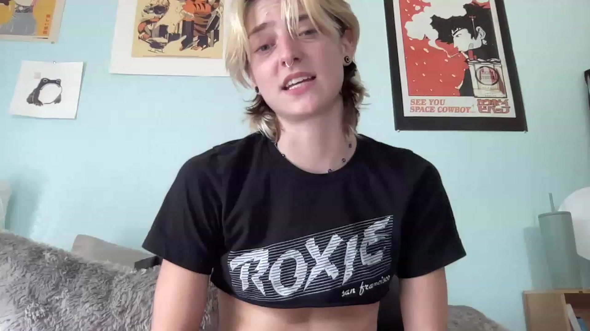 Gallery image thumbnail from BennieJett's myfreecams stream on, 08/29/2023, 20:04 image 6 of 20