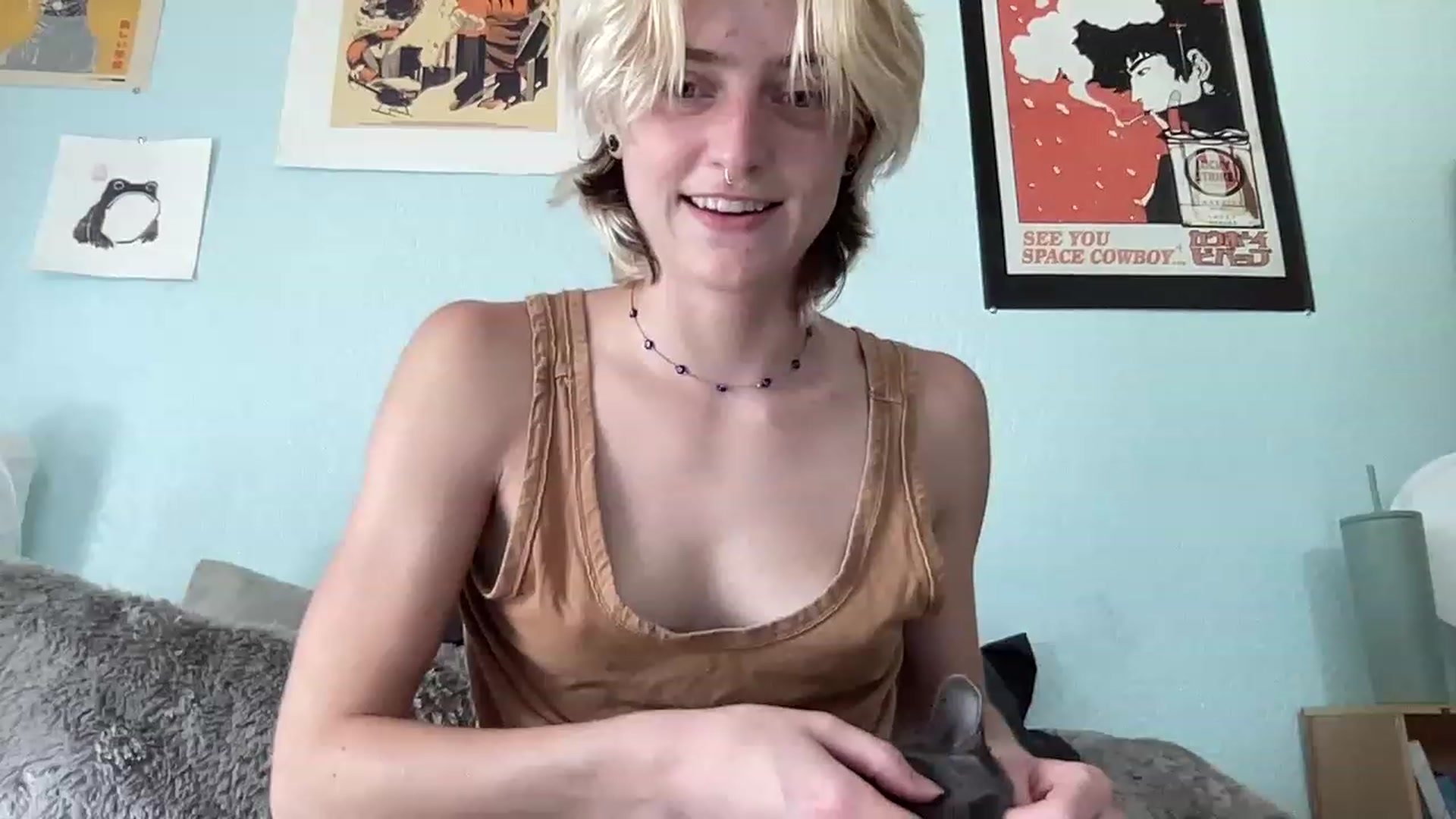 Gallery image thumbnail from BennieJett's myfreecams stream on, 08/29/2023, 20:04 image 14 of 20