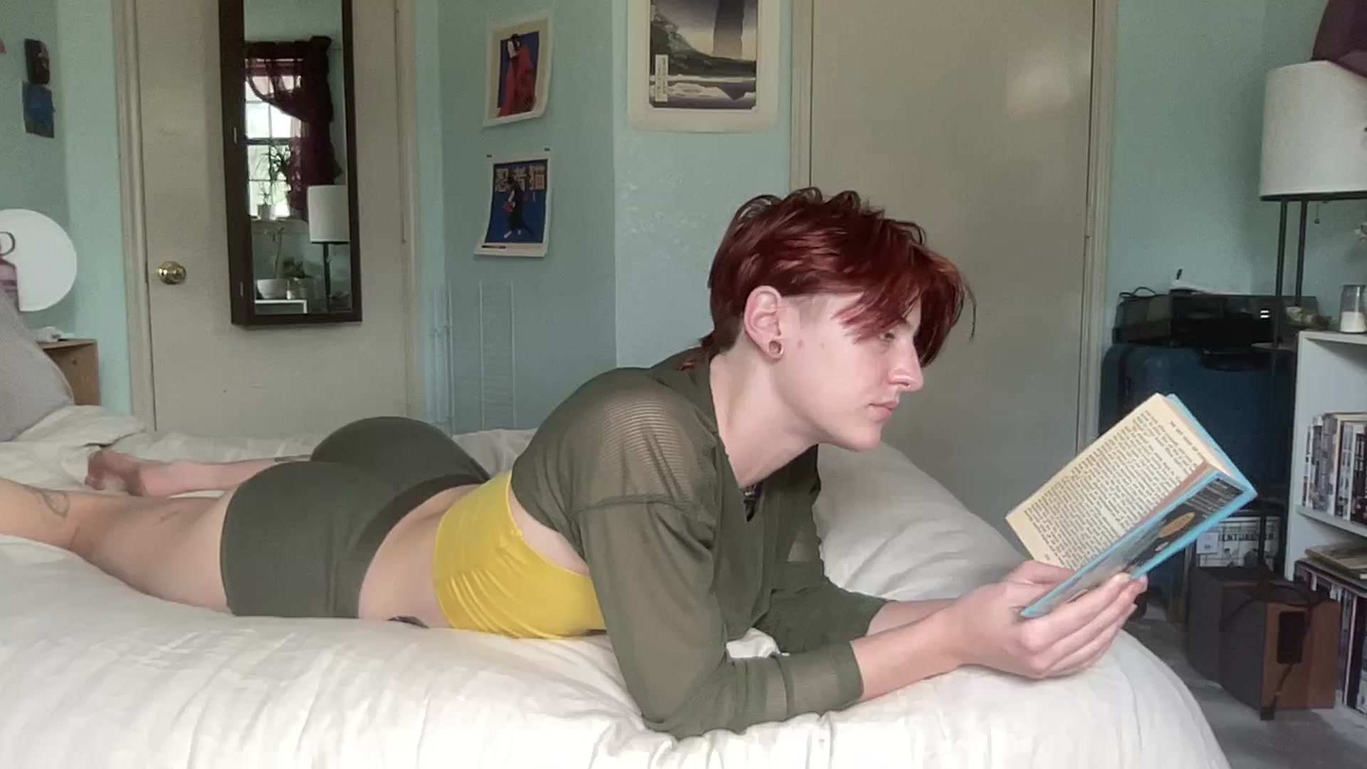 Gallery image thumbnail from BennieJett's myfreecams stream on, 09/22/2023, 18:54 image 17 of 20
