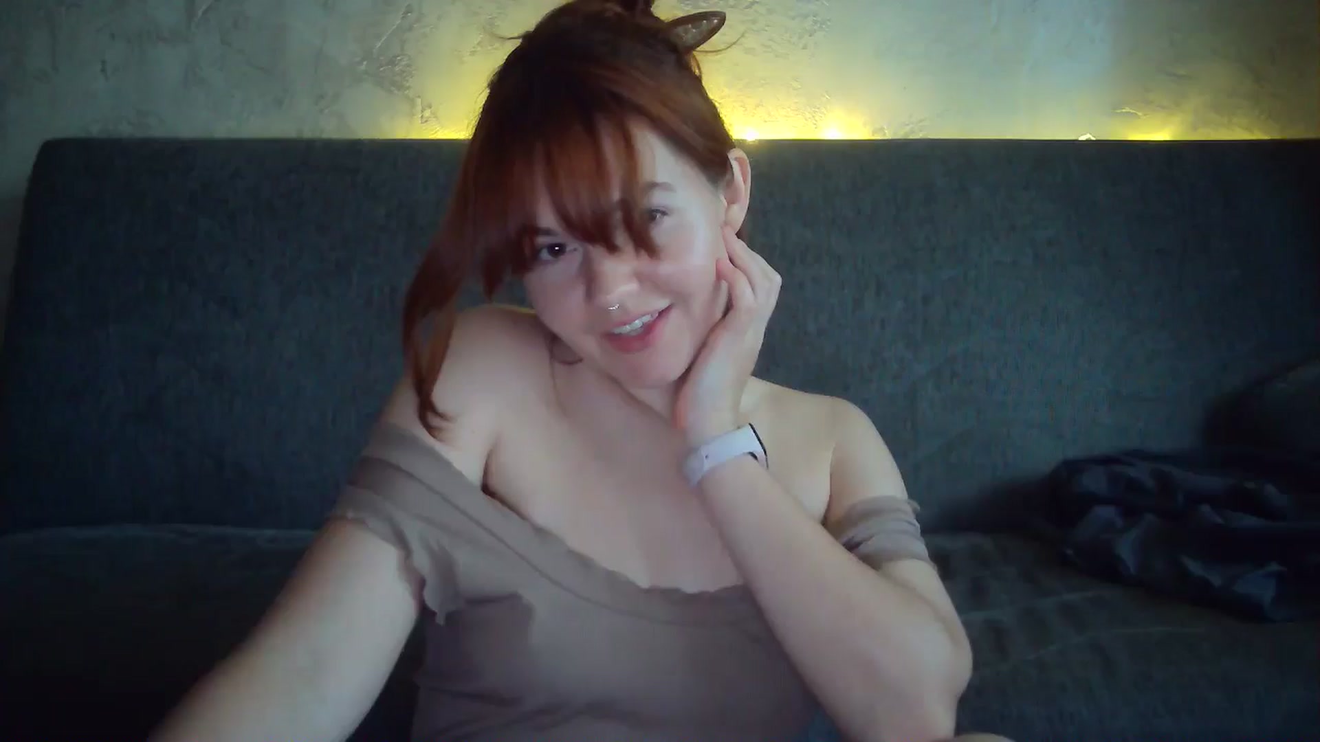 Gallery image thumbnail from BerryGoddess's myfreecams stream on, 05/15/2024, 15:26 image 11 of 20