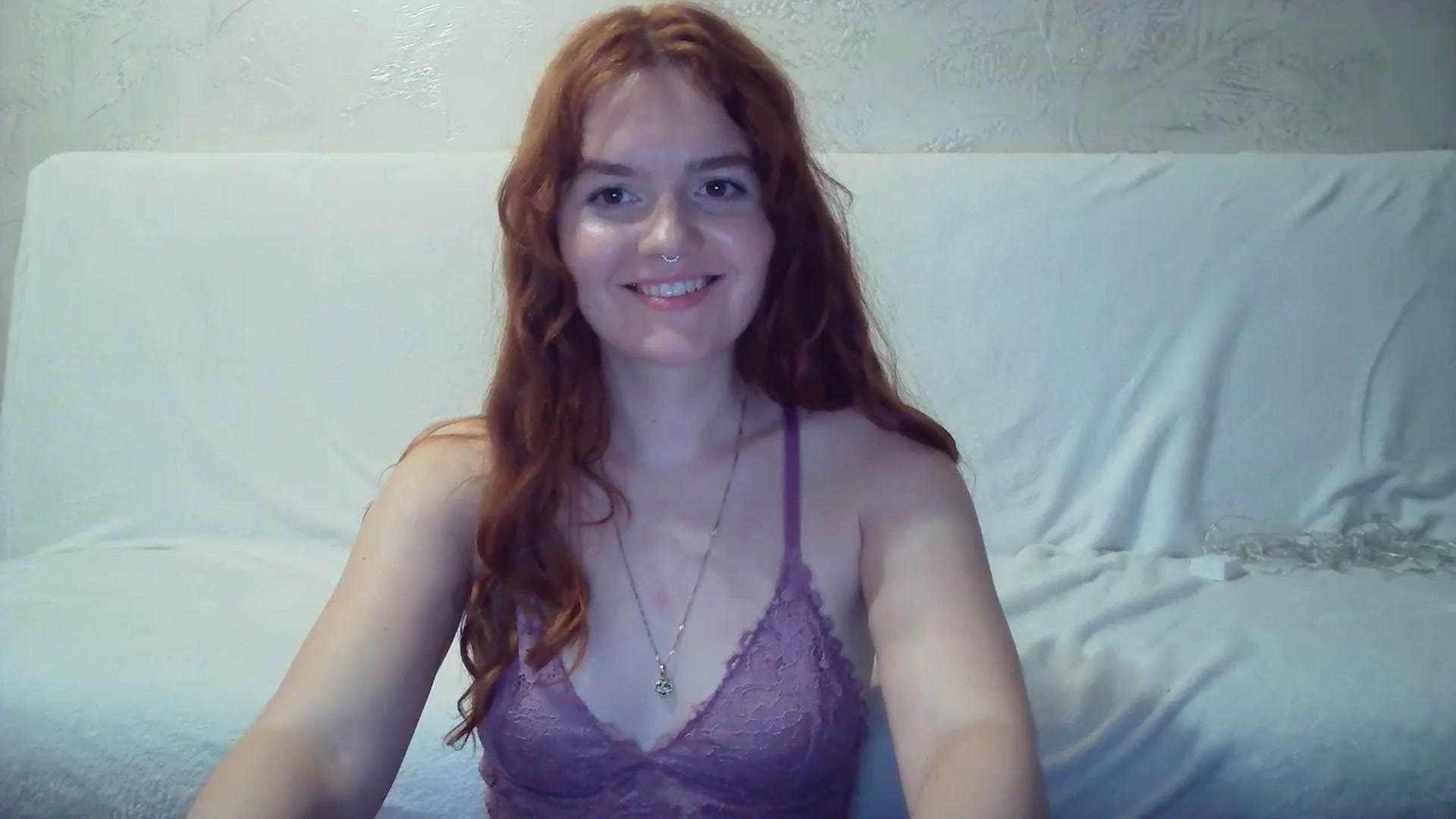 Gallery image thumbnail from BerryGoddess's myfreecams stream on, 05/21/2024, 18:16 image 16 of 20