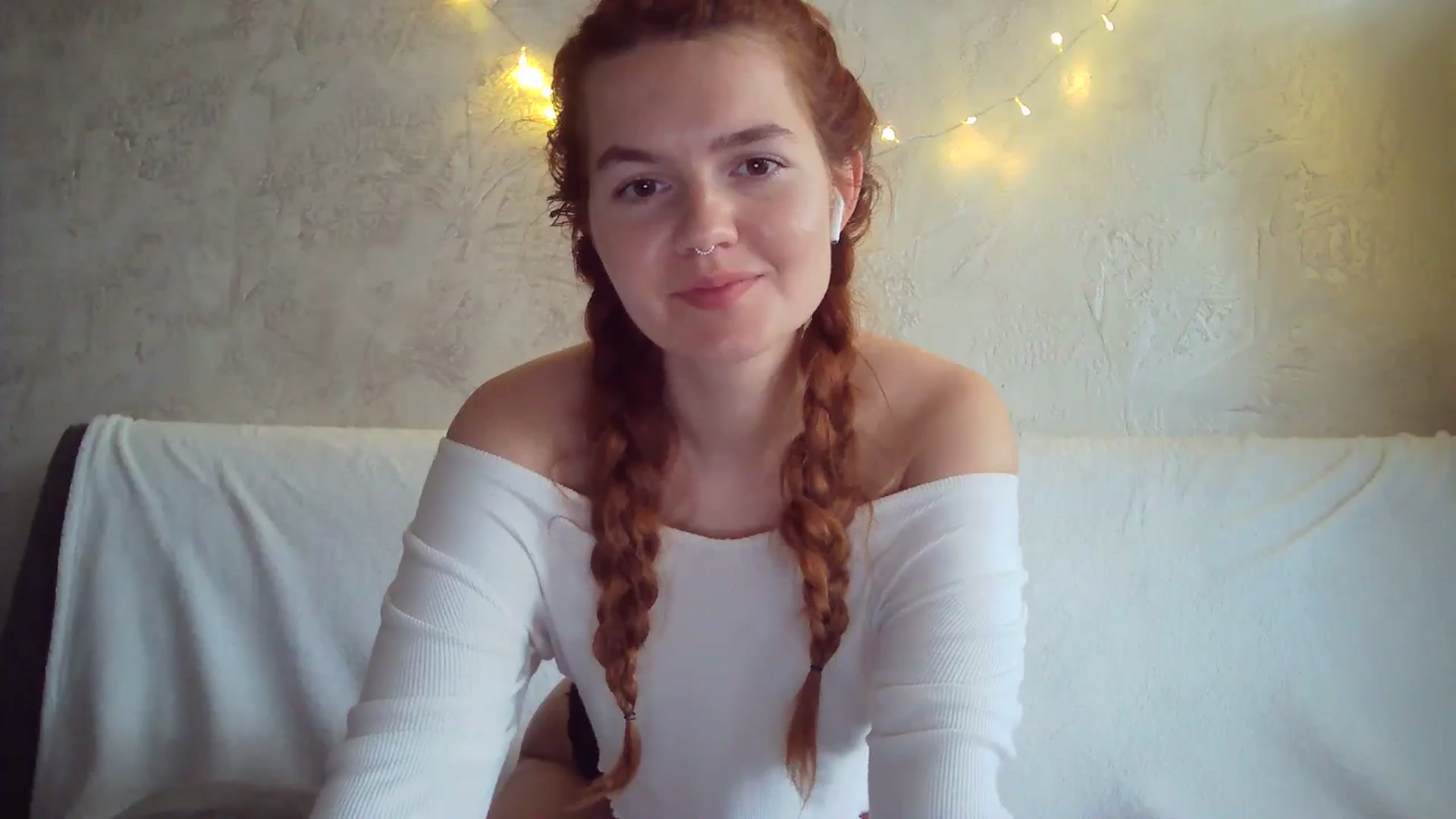 Gallery image thumbnail from BerryGoddess's myfreecams stream on, 05/30/2024, 10:21 image 7 of 20