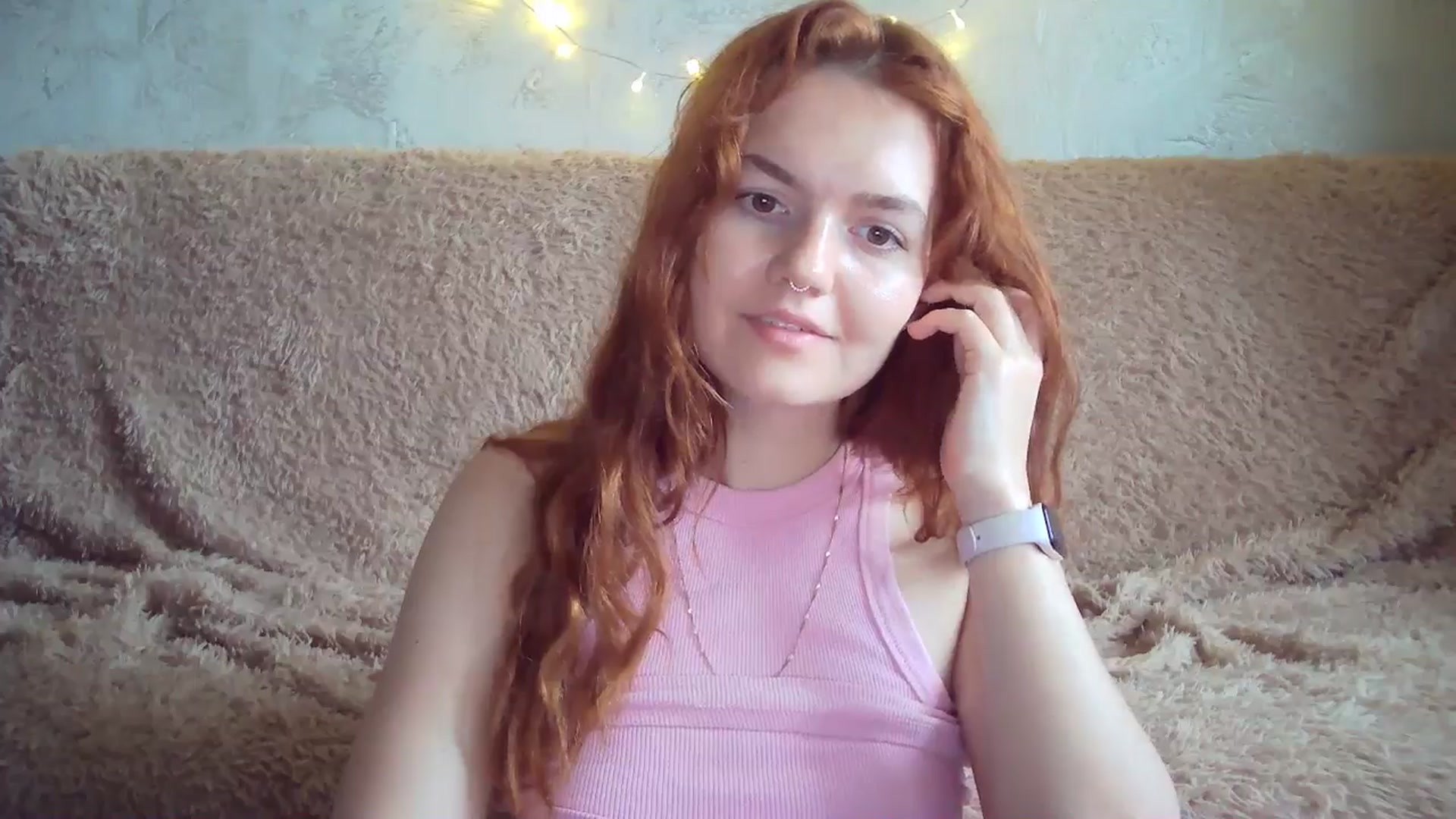 Gallery image thumbnail from BerryGoddess's myfreecams stream on, 06/01/2024, 12:53 image 14 of 20