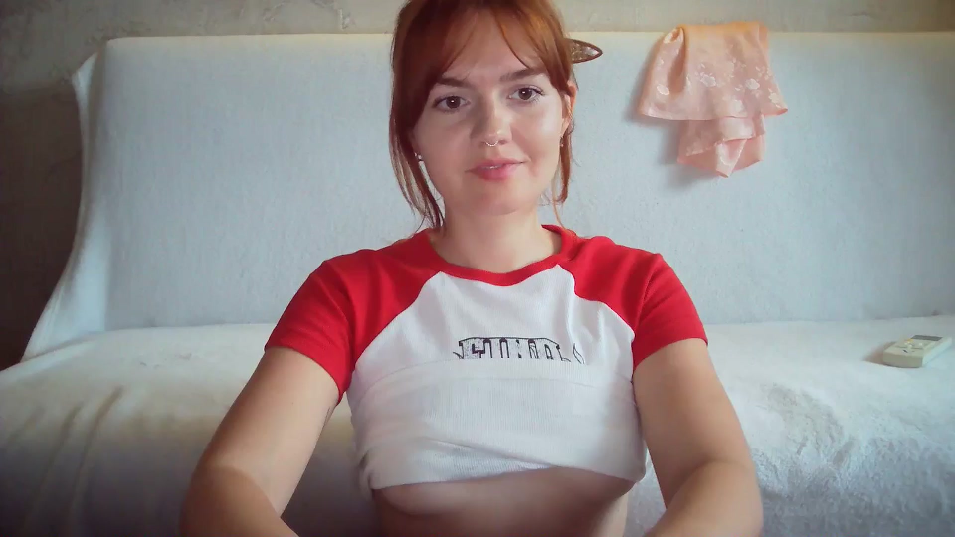 Gallery image thumbnail from BerryGoddess's myfreecams stream on, 06/09/2024, 09:17 image 13 of 20