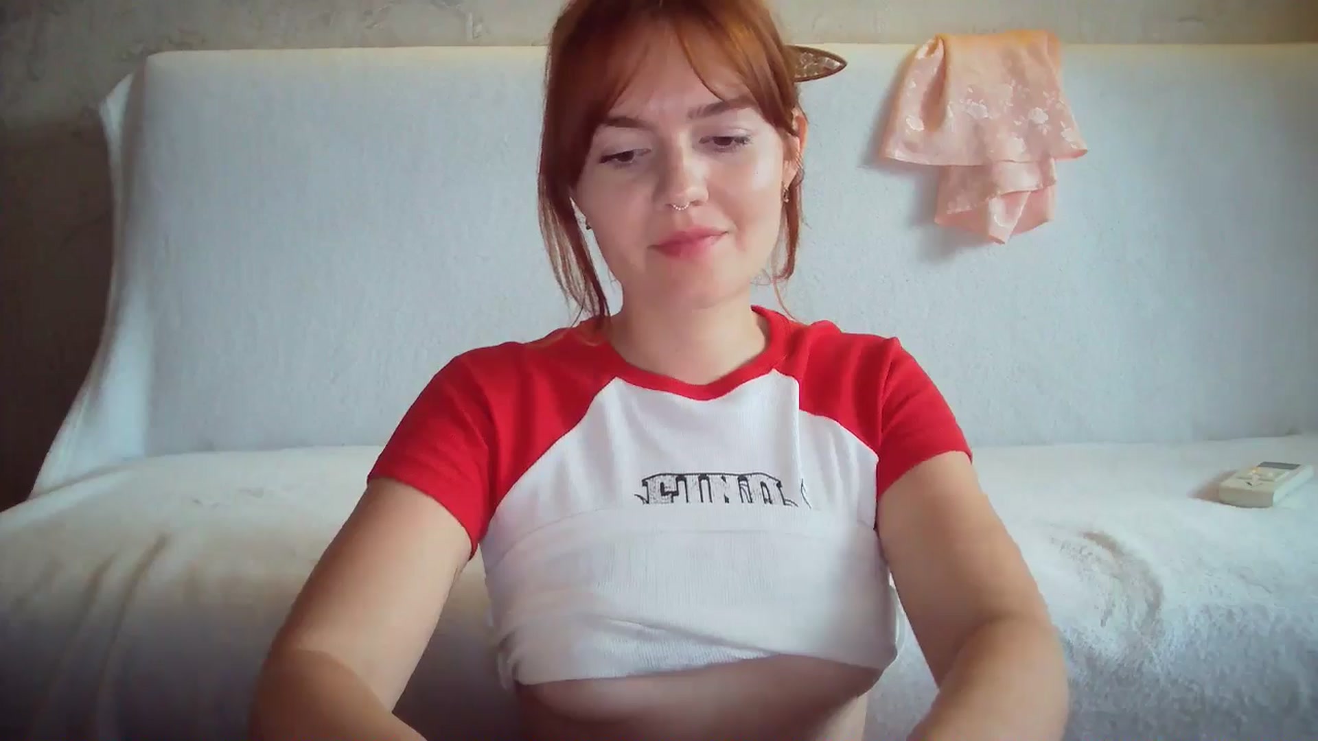 Gallery image thumbnail from BerryGoddess's myfreecams stream on, 06/09/2024, 09:17 image 14 of 20