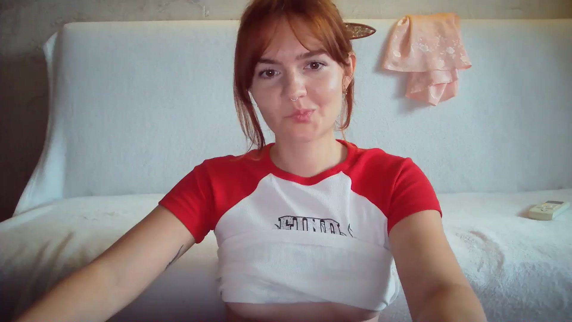 Gallery image thumbnail from BerryGoddess's myfreecams stream on, 06/09/2024, 09:17 image 15 of 20
