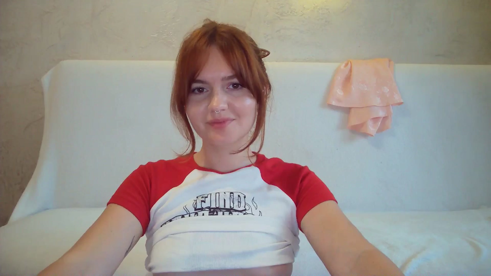 Gallery image thumbnail from BerryGoddess's myfreecams stream on, 06/09/2024, 11:02 image 4 of 20