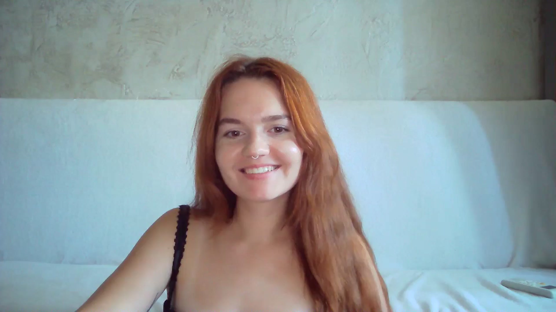 Gallery image thumbnail from BerryGoddess's myfreecams stream on, 08/08/2024, 12:32 image 16 of 20