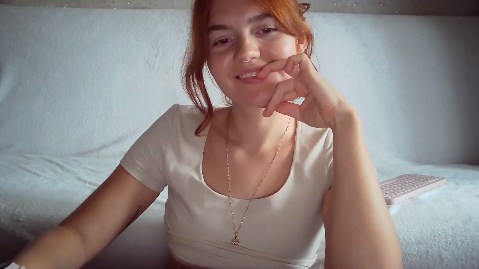 Gallery image thumbnail from BerryGoddess's myfreecams stream on, 08/10/2024, 10:33 image 17 of 20