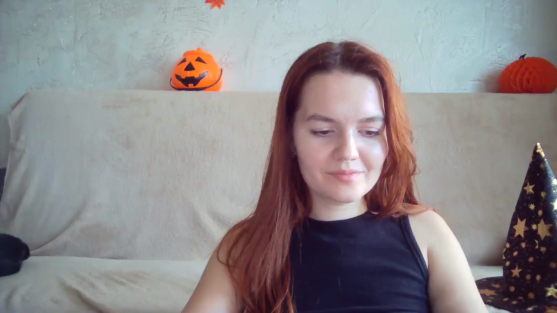 Gallery image thumbnail from BerryGoddess's myfreecams stream on, 10/31/2024, 11:36 image 10 of 20