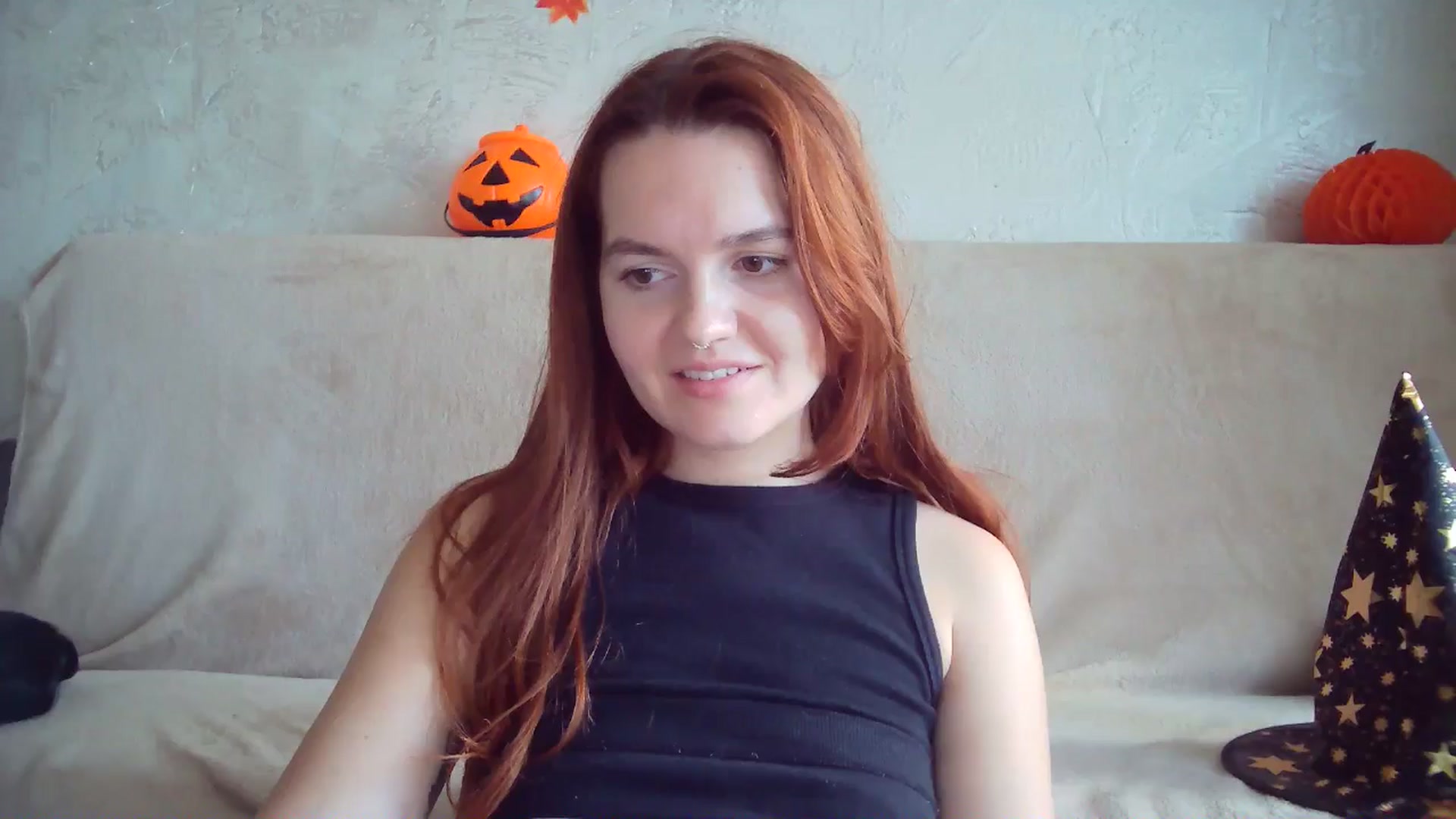 Gallery image thumbnail from BerryGoddess's myfreecams stream on, 10/31/2024, 11:36 image 7 of 20