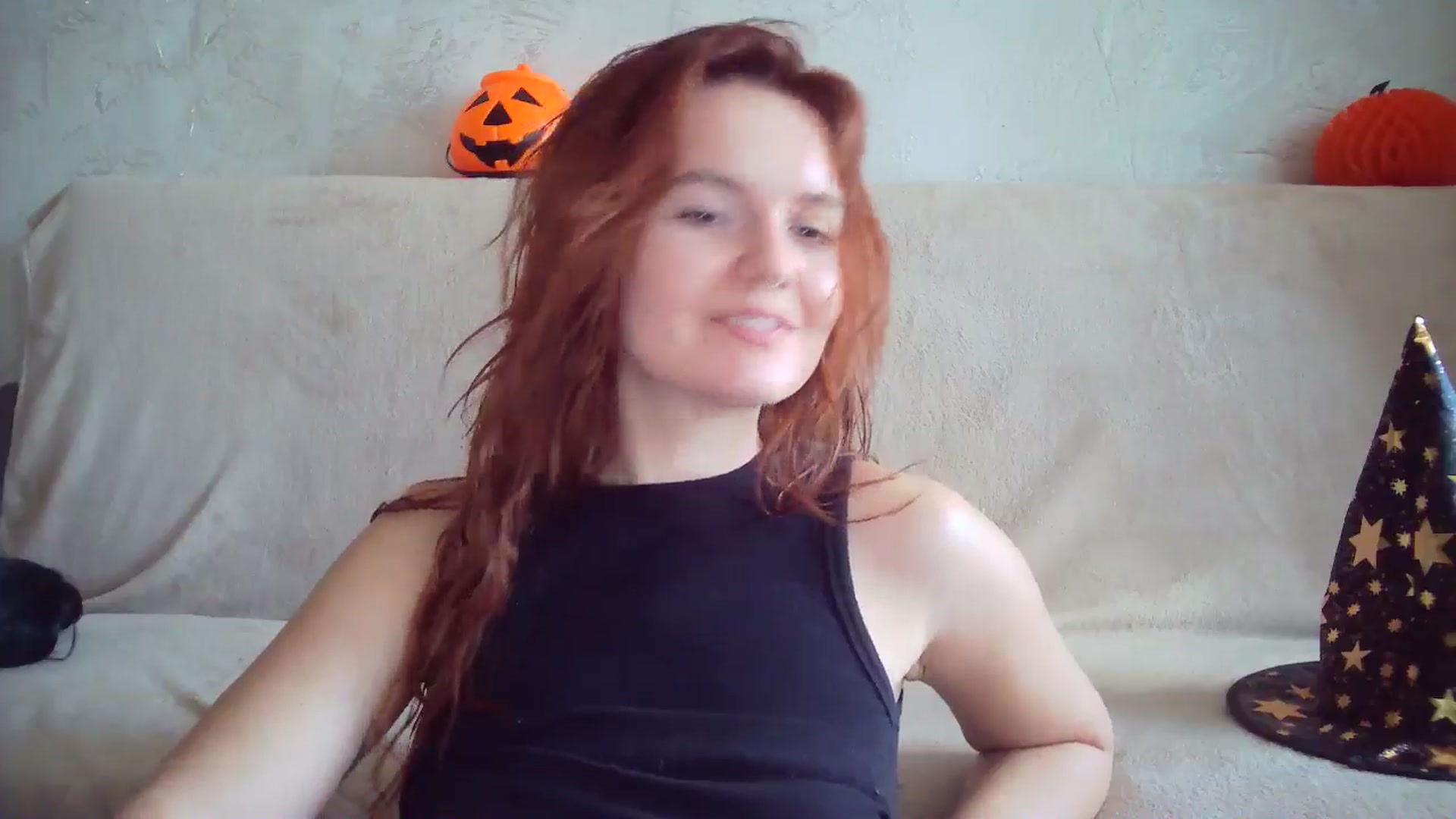 Gallery image thumbnail from BerryGoddess's myfreecams stream on, 10/31/2024, 12:08 image 14 of 20