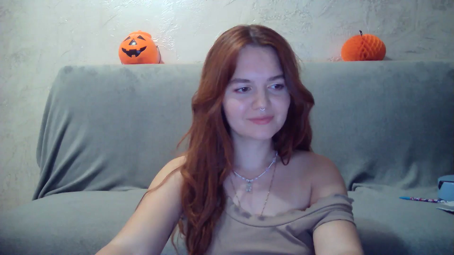 Gallery image thumbnail from BerryGoddess's myfreecams stream on, 11/03/2024, 15:11 image 2 of 20