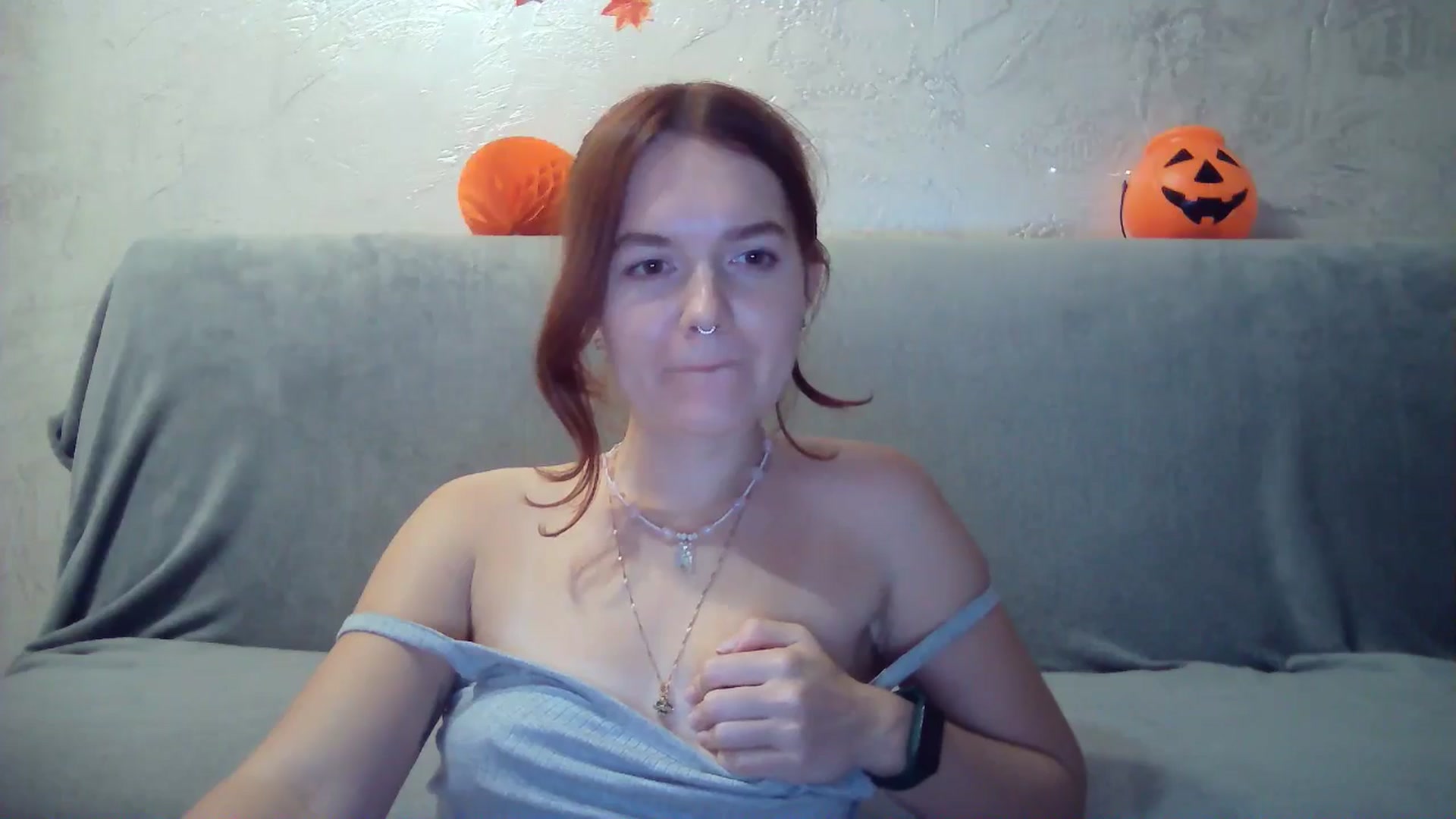 Gallery image thumbnail from BerryGoddess's myfreecams stream on, 11/10/2024, 17:35 image 3 of 20