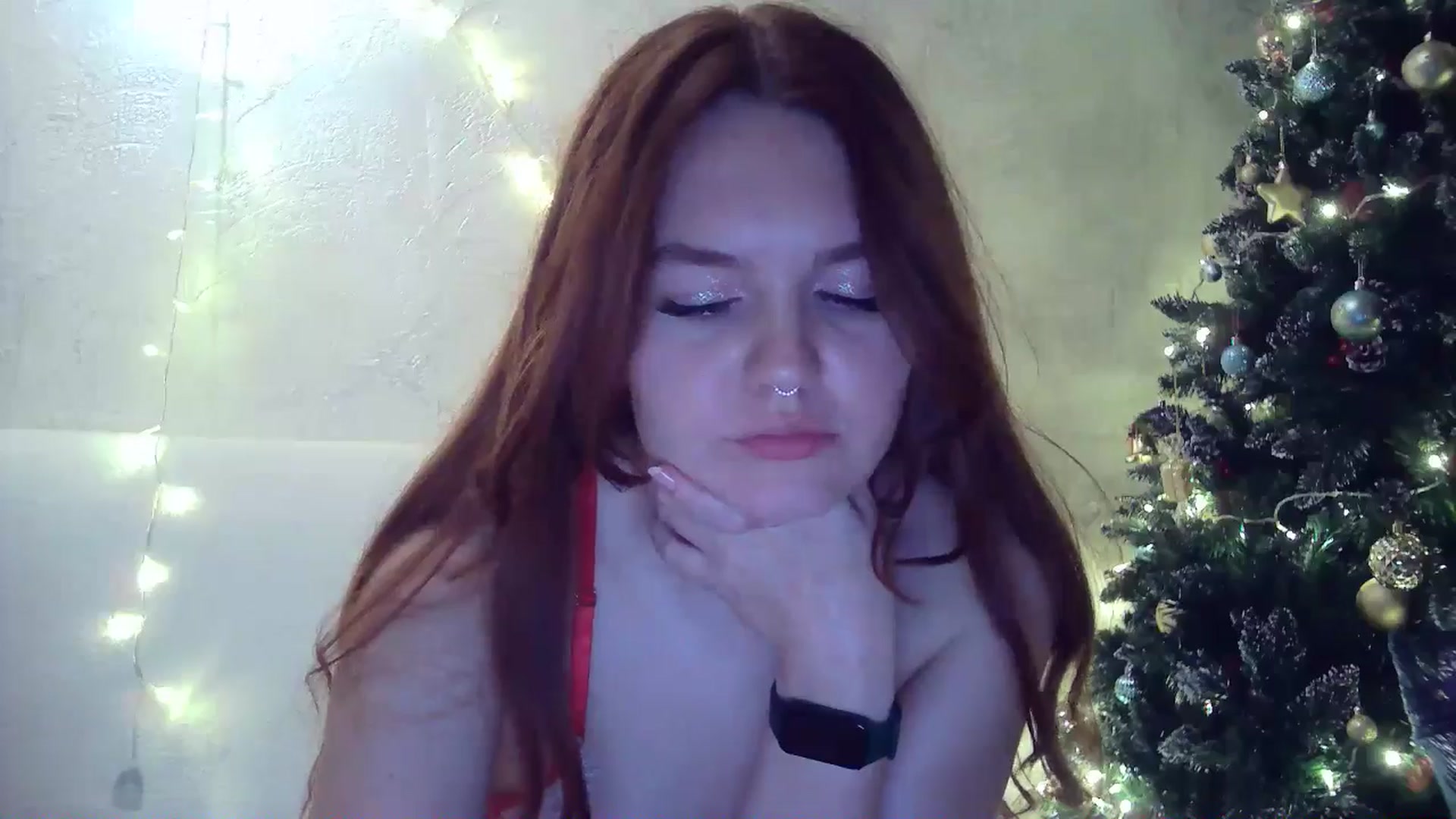 Gallery image thumbnail from BerryGoddess's myfreecams stream on, 12/25/2024, 20:34 image 20 of 20