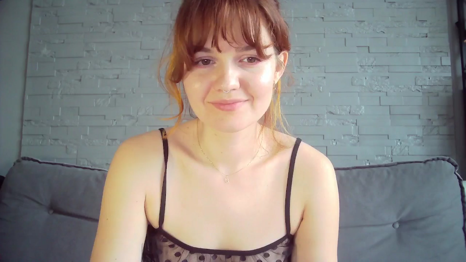 Gallery image thumbnail from BerryGoddess's myfreecams stream on, 05/03/2025, 11:53 image 16 of 20