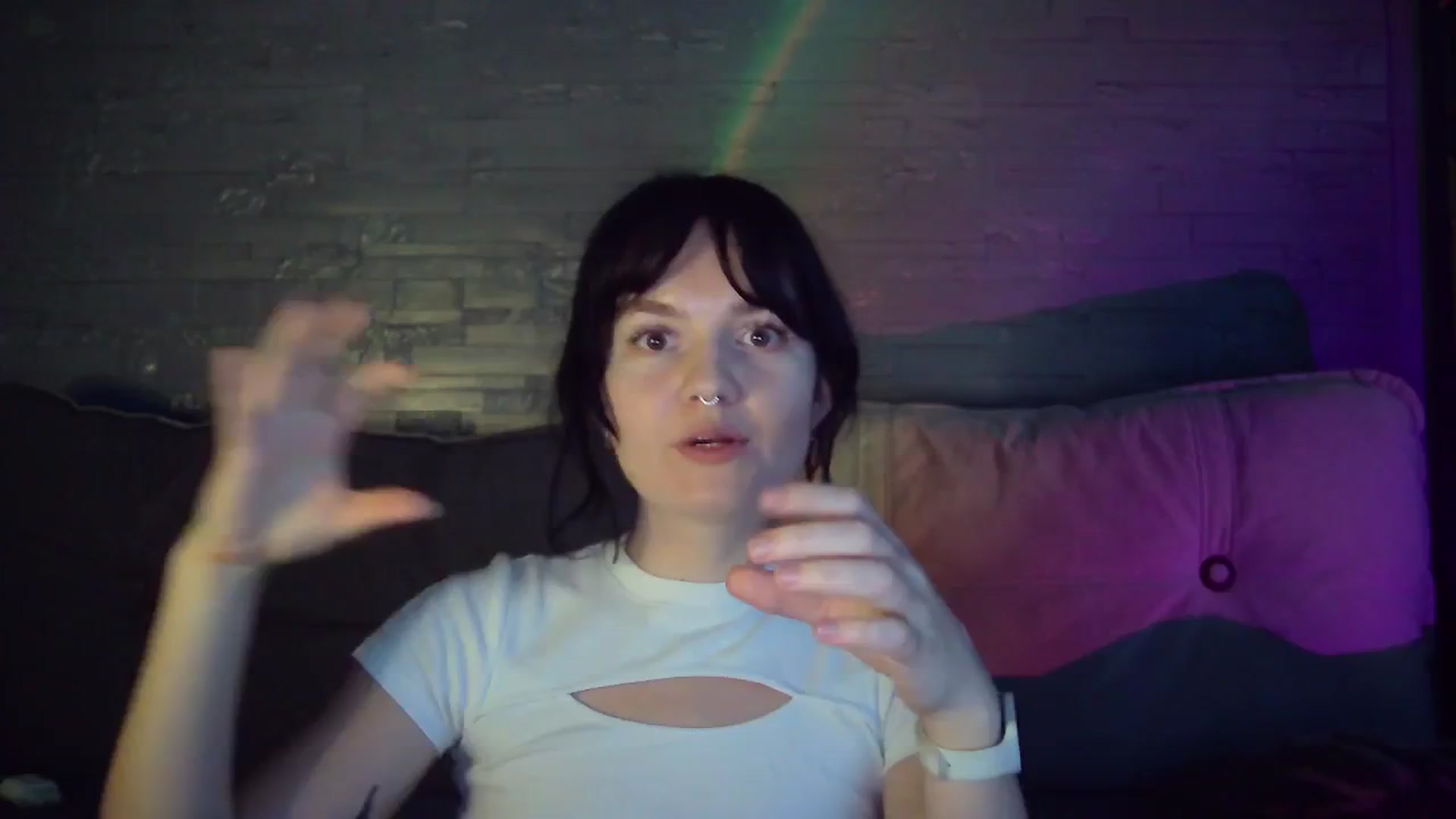 Gallery image thumbnail from BerryGoddess's myfreecams stream on, 05/25/2025, 17:04 image 17 of 20