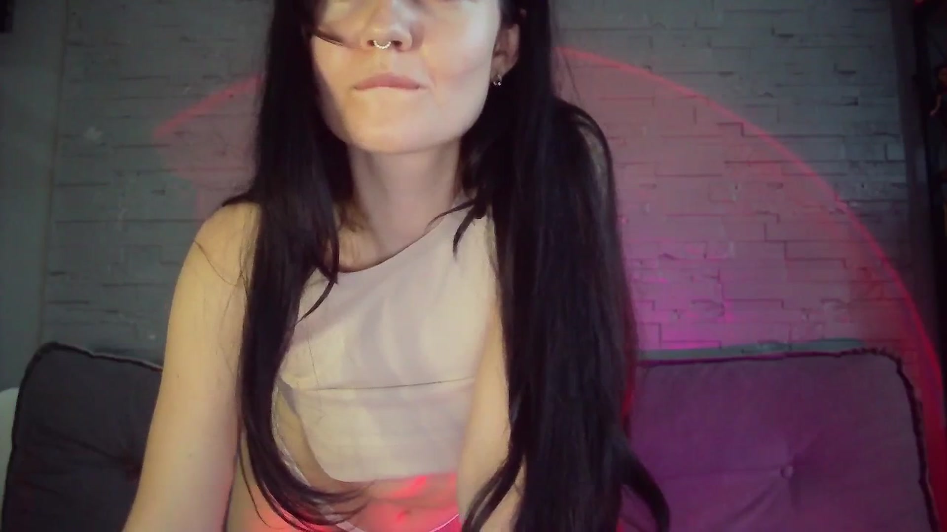 Gallery image thumbnail from BerryGoddess's myfreecams stream on, 06/01/2025, 15:33 image 16 of 20