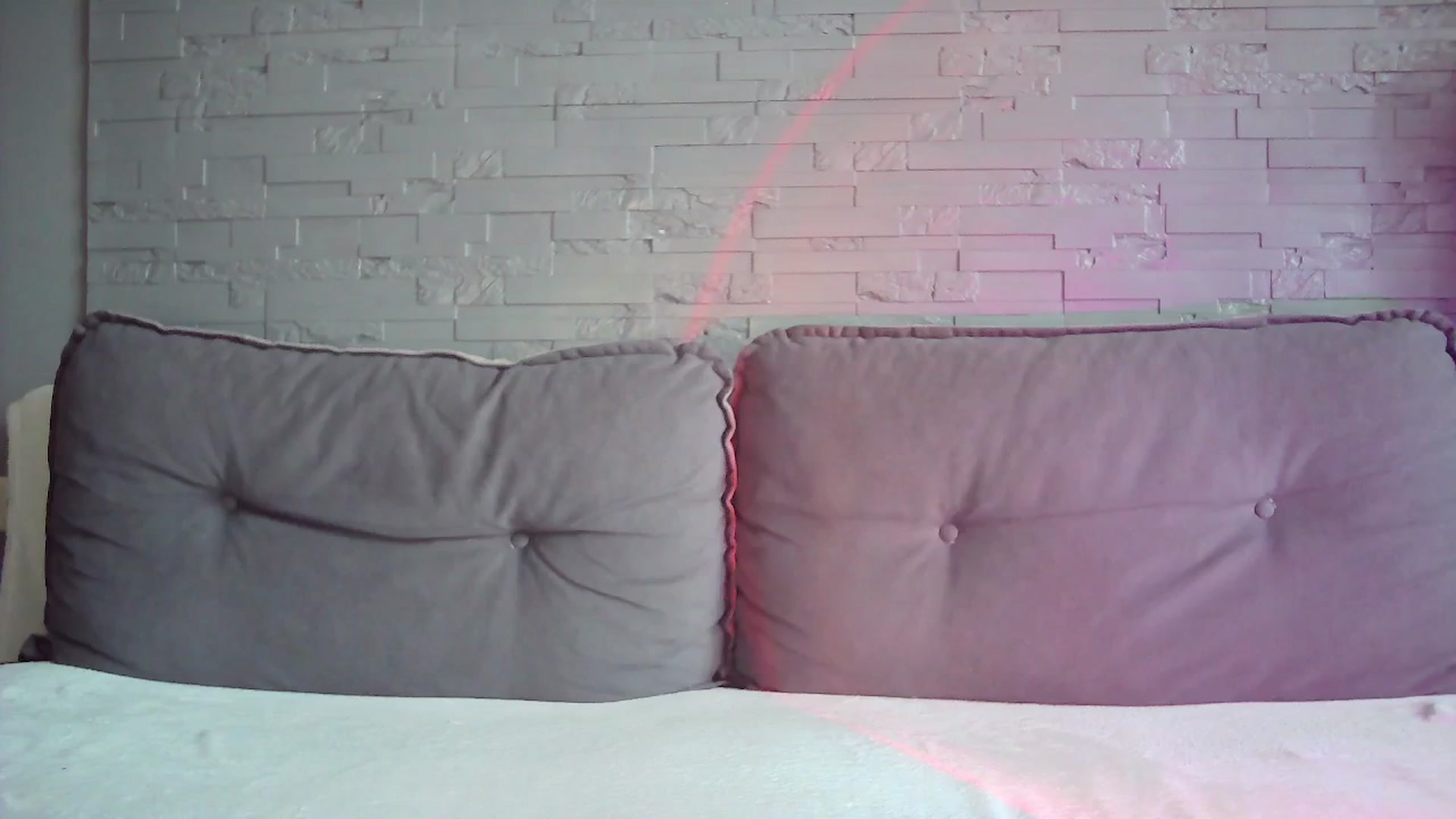 Gallery image thumbnail from BerryGoddess's myfreecams stream on, 06/02/2025, 12:18 image 15 of 20