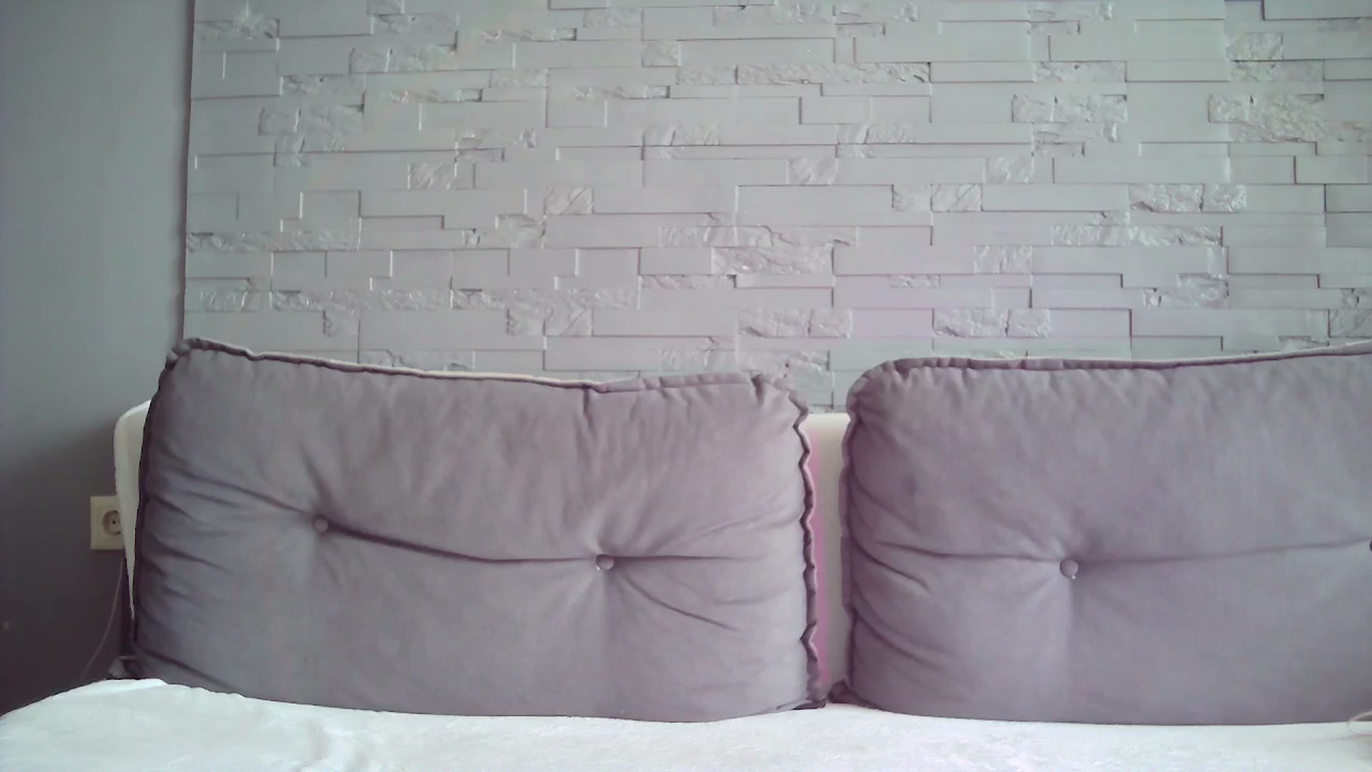 Gallery image thumbnail from BerryGoddess's myfreecams stream on, 06/11/2025, 12:32 image 12 of 20