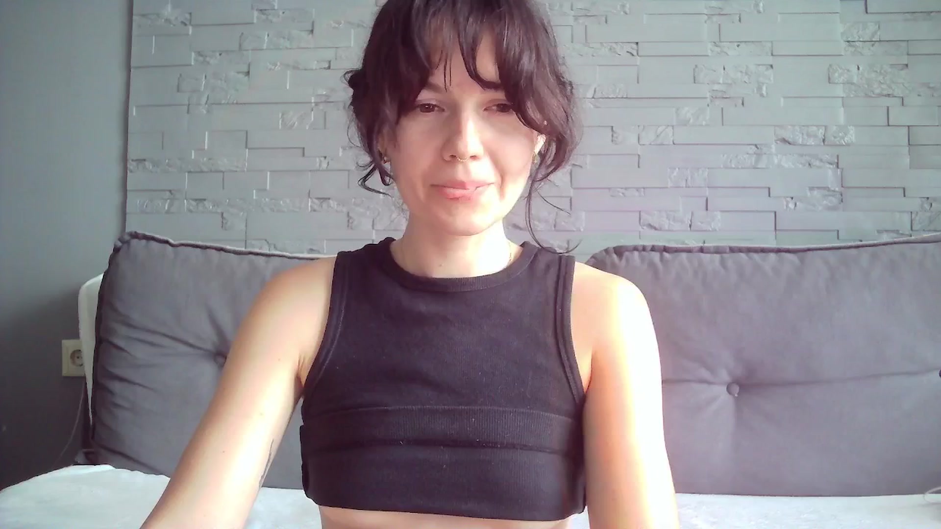 Gallery image thumbnail from BerryGoddess's myfreecams stream on, 06/11/2025, 12:32 image 14 of 20