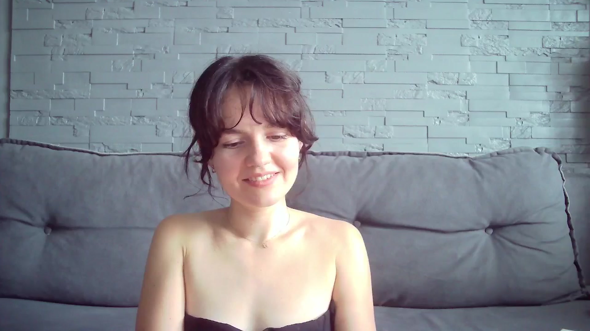 Gallery image thumbnail from BerryGoddess's myfreecams stream on, 06/17/2025, 12:15 image 6 of 20