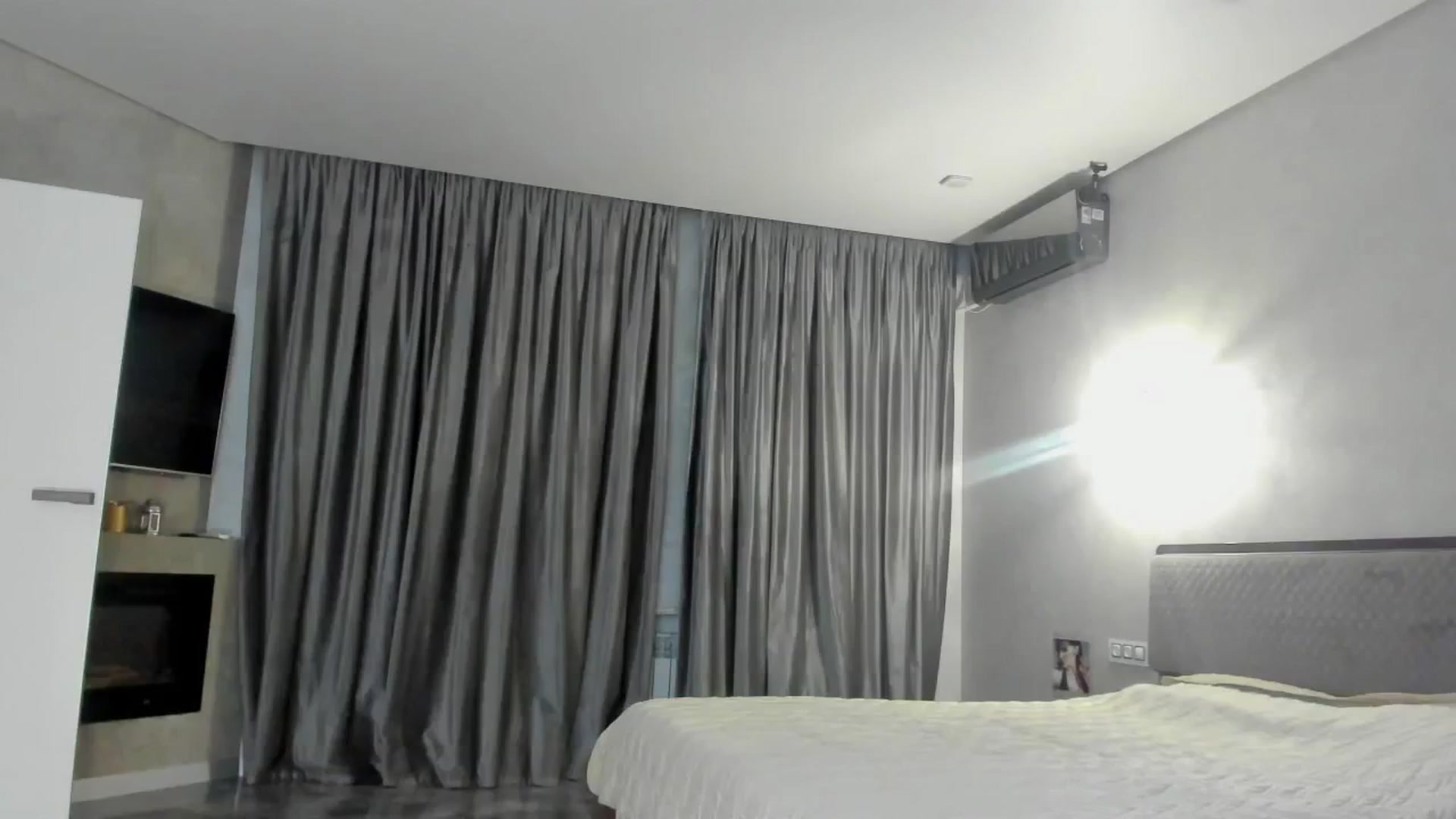 Gallery image thumbnail from BerryK_'s myfreecams stream on, 05/30/2024, 18:32 image 16 of 20