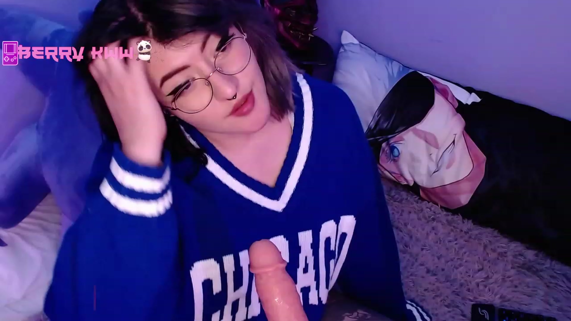 Gallery image thumbnail from Berry_wild's myfreecams stream on, 11/19/2022, 24:17 image 4 of 20