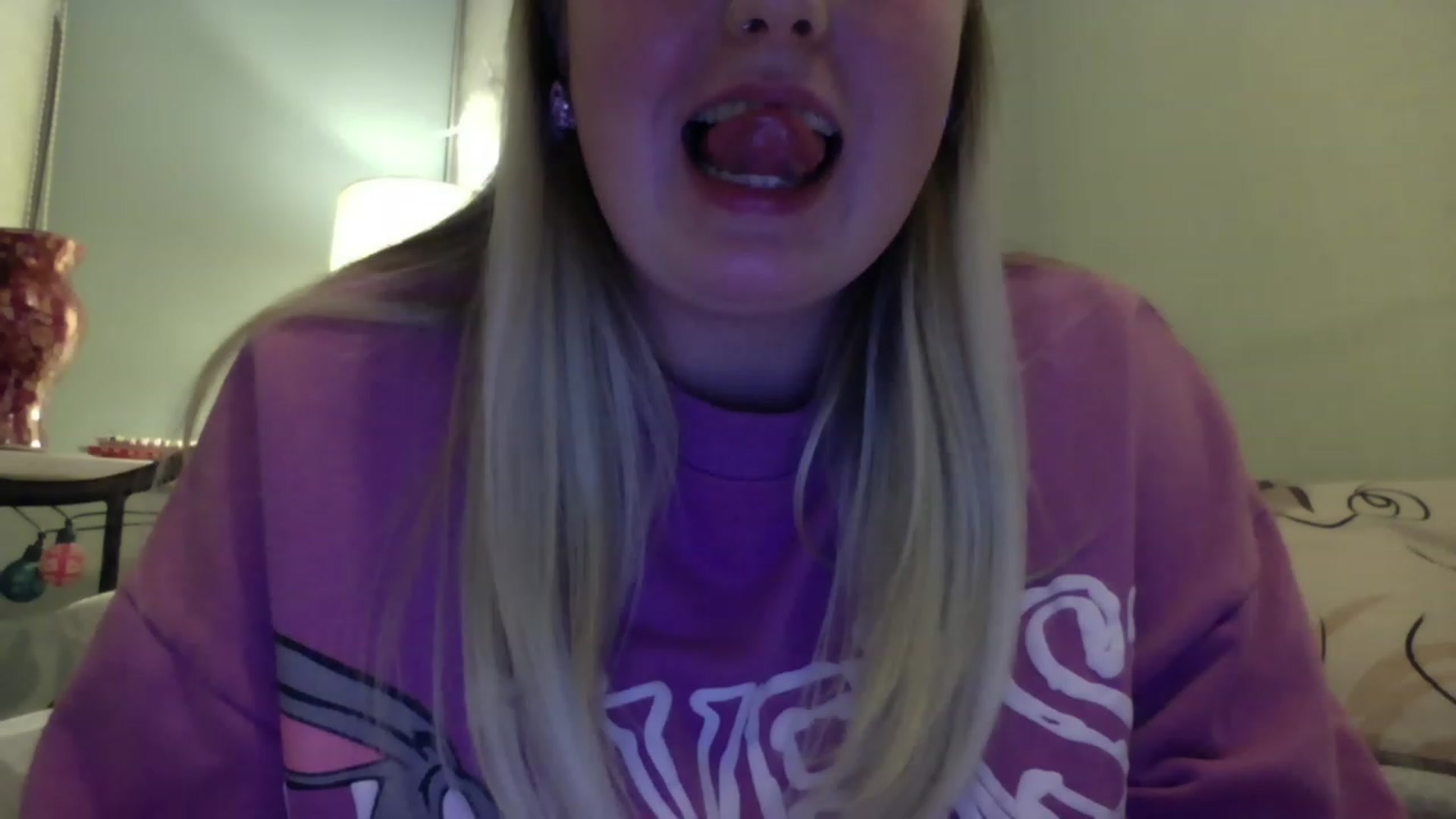 Gallery image thumbnail from Berryvanilla's myfreecams stream on, 11/14/2022, 22:57 image 6 of 20