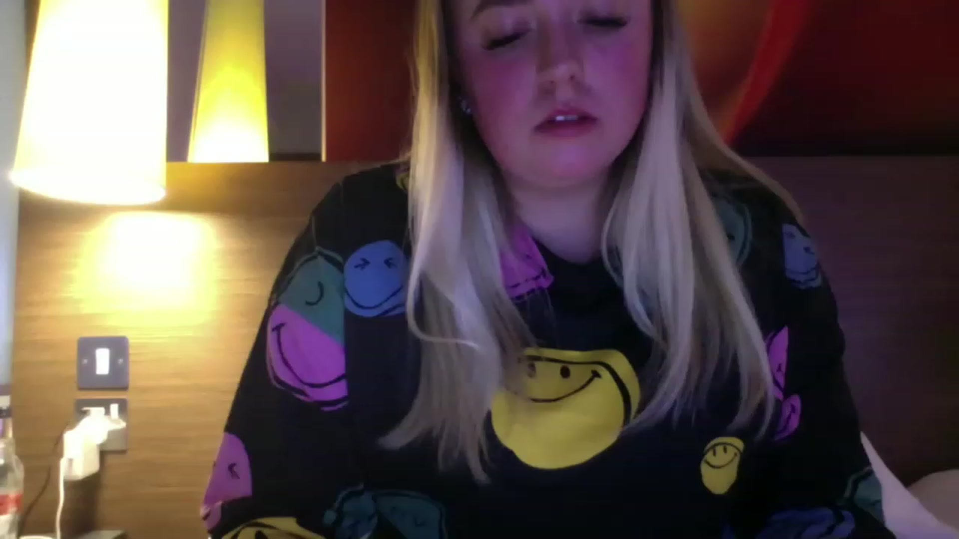 Gallery image thumbnail from Berryvanilla's myfreecams stream on, 11/27/2022, 24:38 image 6 of 20
