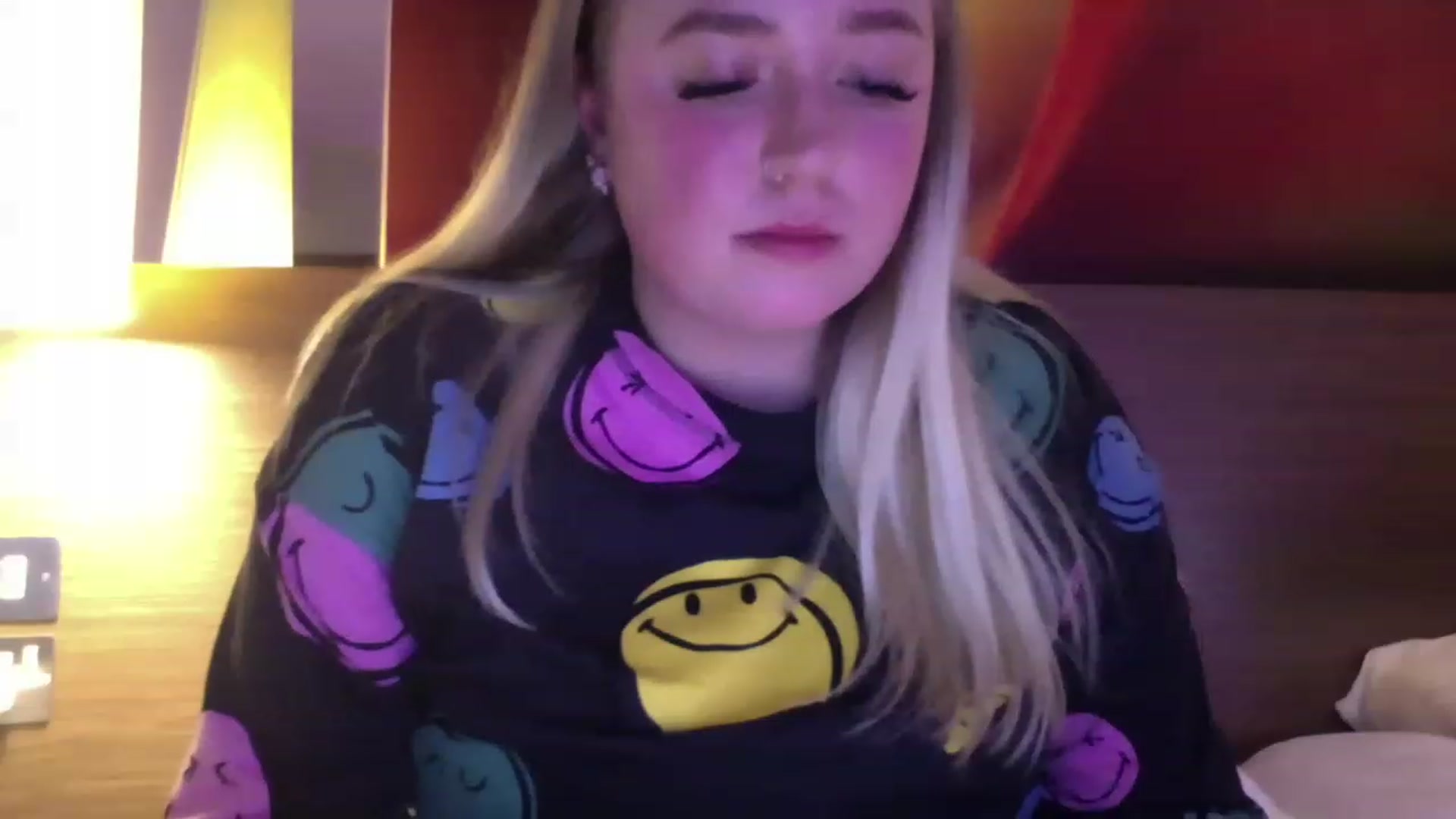 Gallery image thumbnail from Berryvanilla's myfreecams stream on, 11/27/2022, 24:38 image 18 of 20