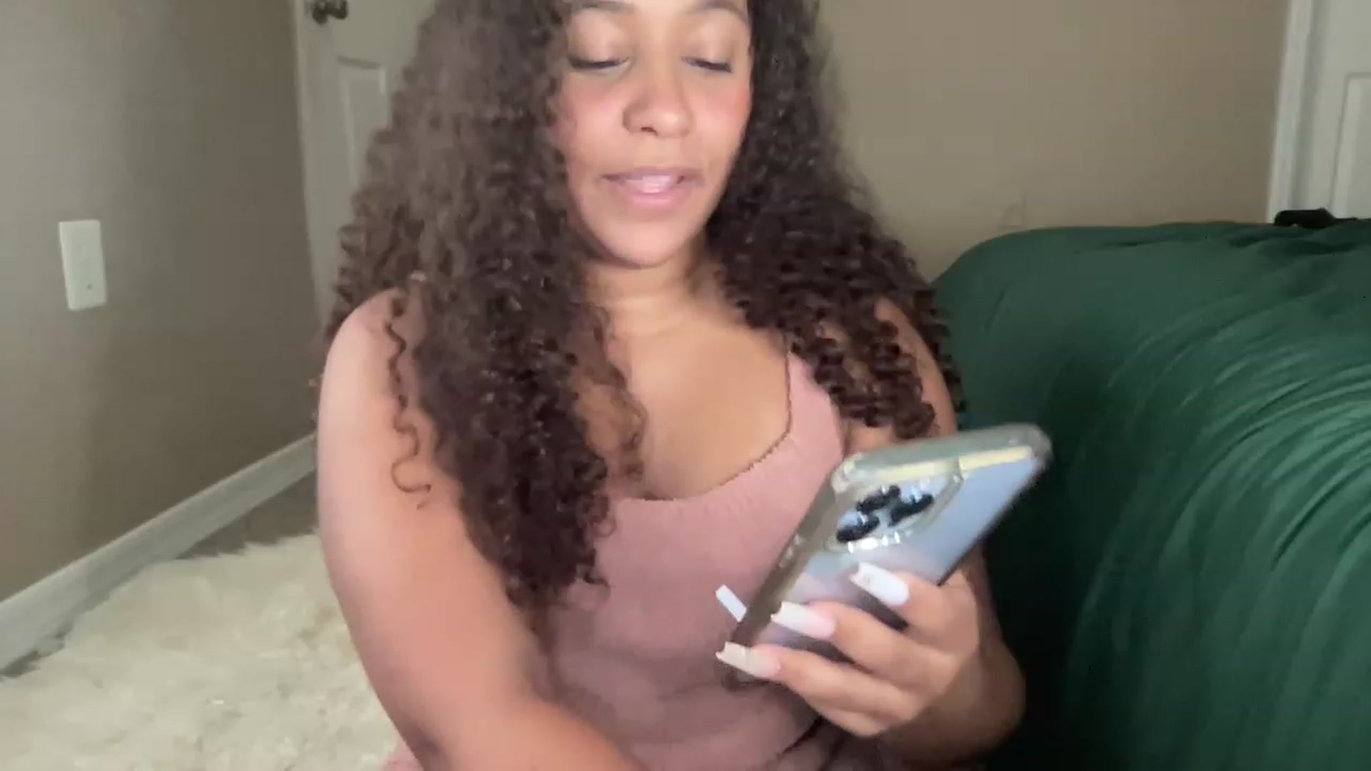 Gallery image thumbnail from BestAssonMFC's myfreecams stream on, 04/16/2023, 14:33 image 9 of 20
