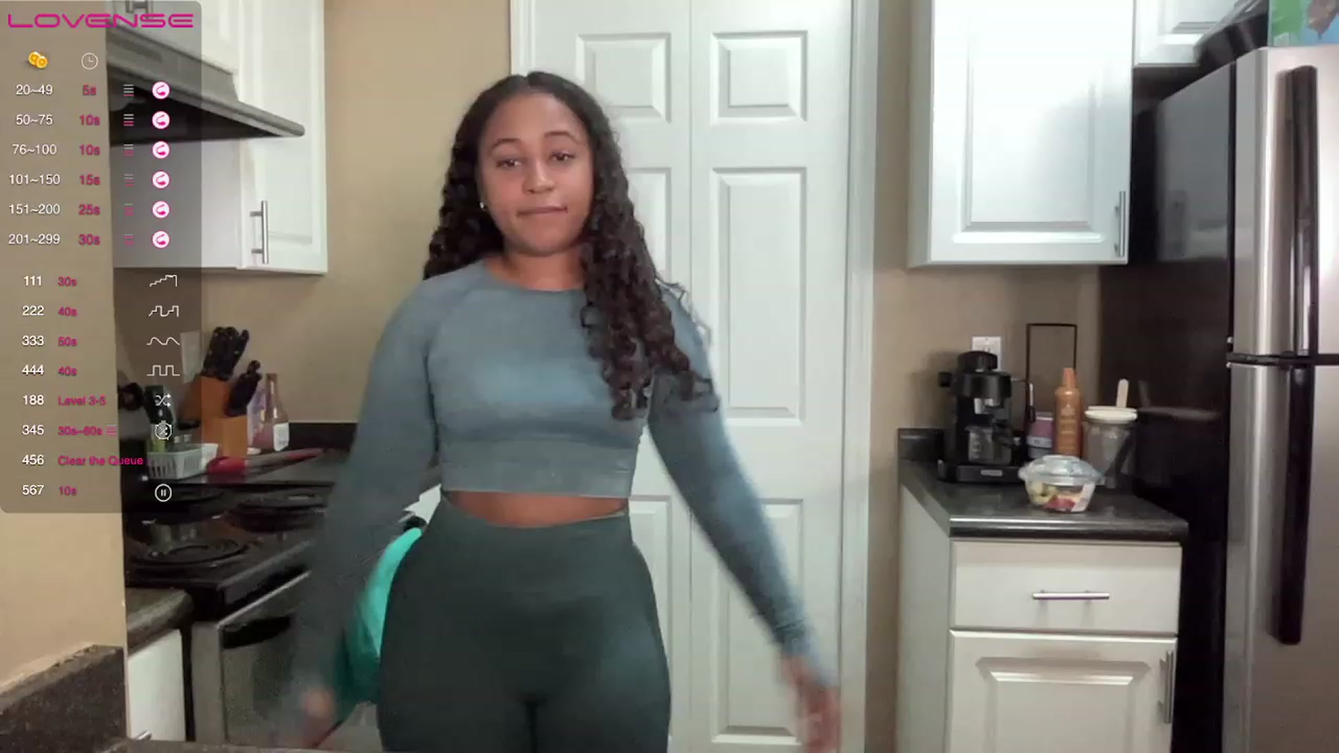 Gallery image thumbnail from BestAssonMFC's myfreecams stream on, 06/20/2023, 14:25 image 15 of 20