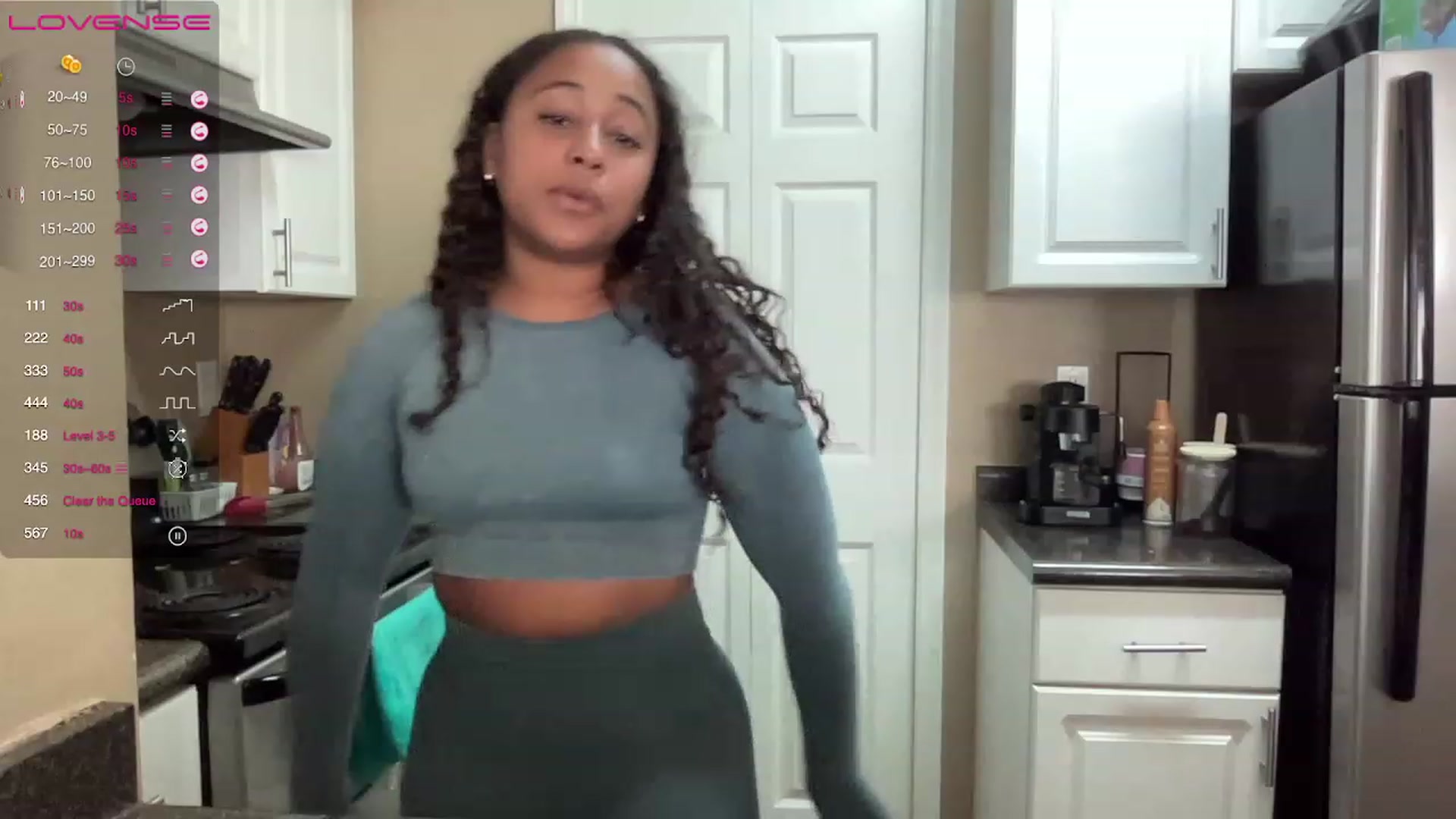 Gallery image thumbnail from BestAssonMFC's myfreecams stream on, 06/20/2023, 14:25 image 14 of 20