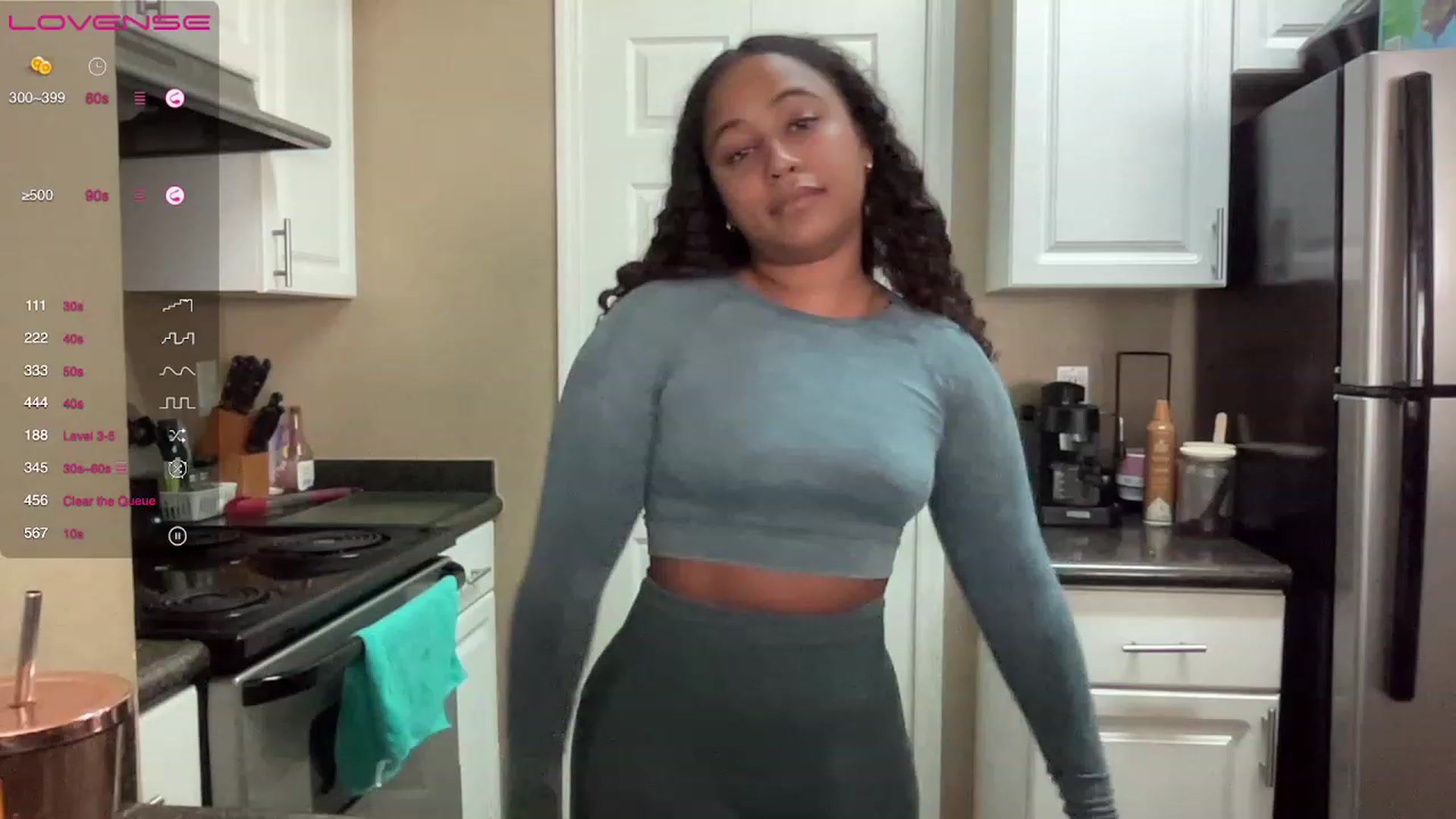 Gallery image thumbnail from BestAssonMFC's myfreecams stream on, 06/20/2023, 14:25 image 12 of 20