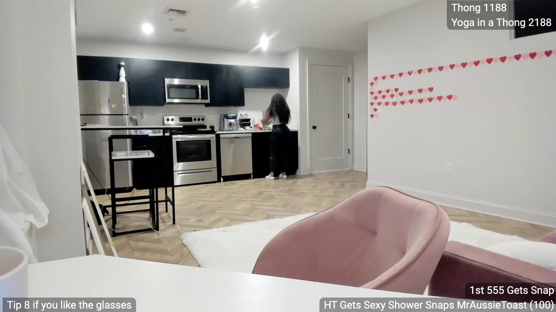 Gallery image thumbnail from BestAssonMFC's myfreecams stream on, 03/04/2024, 02:07 image 9 of 20