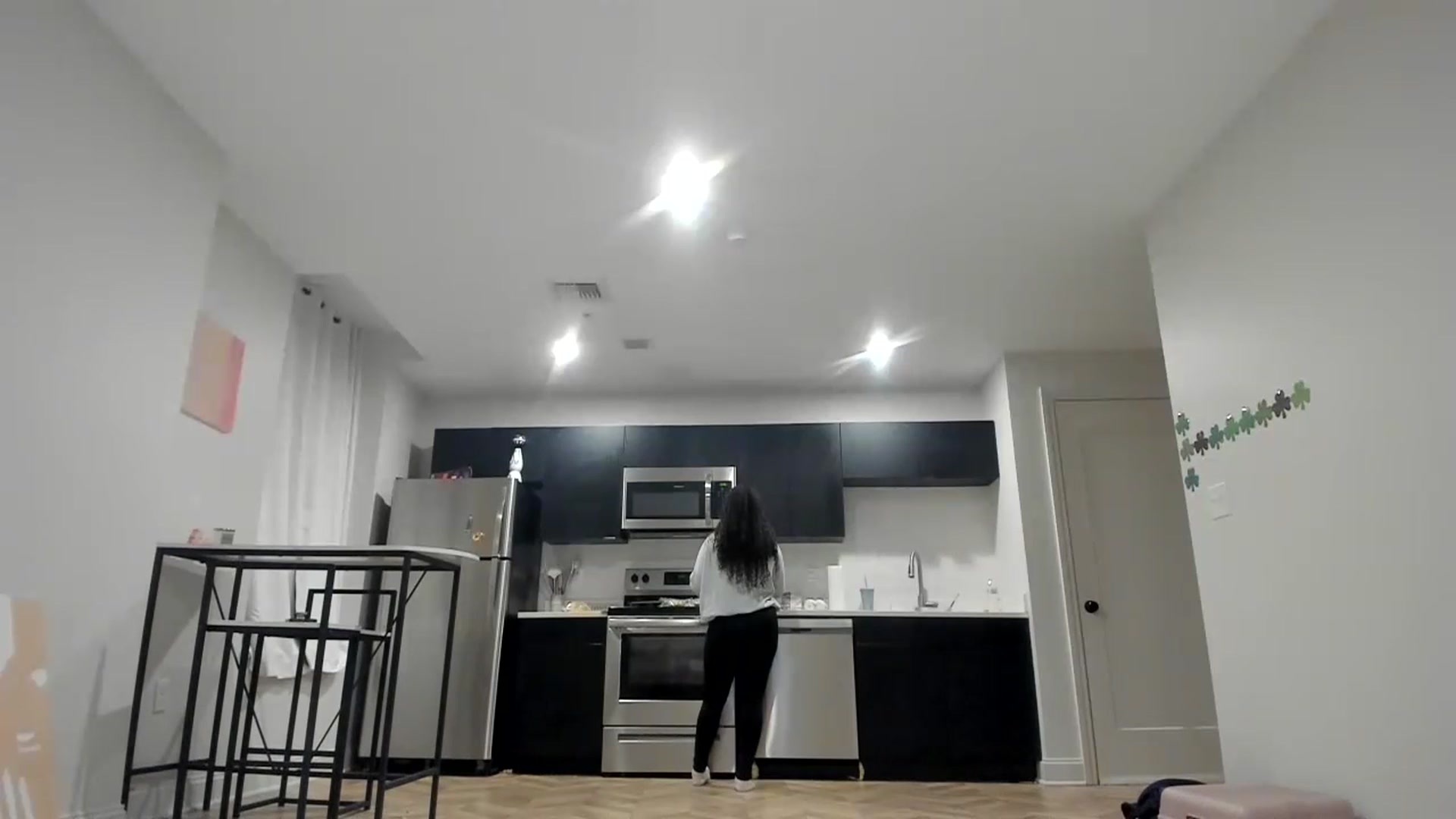 Gallery image thumbnail from BestAssonMFC's myfreecams stream on, 03/12/2024, 02:12 image 14 of 20