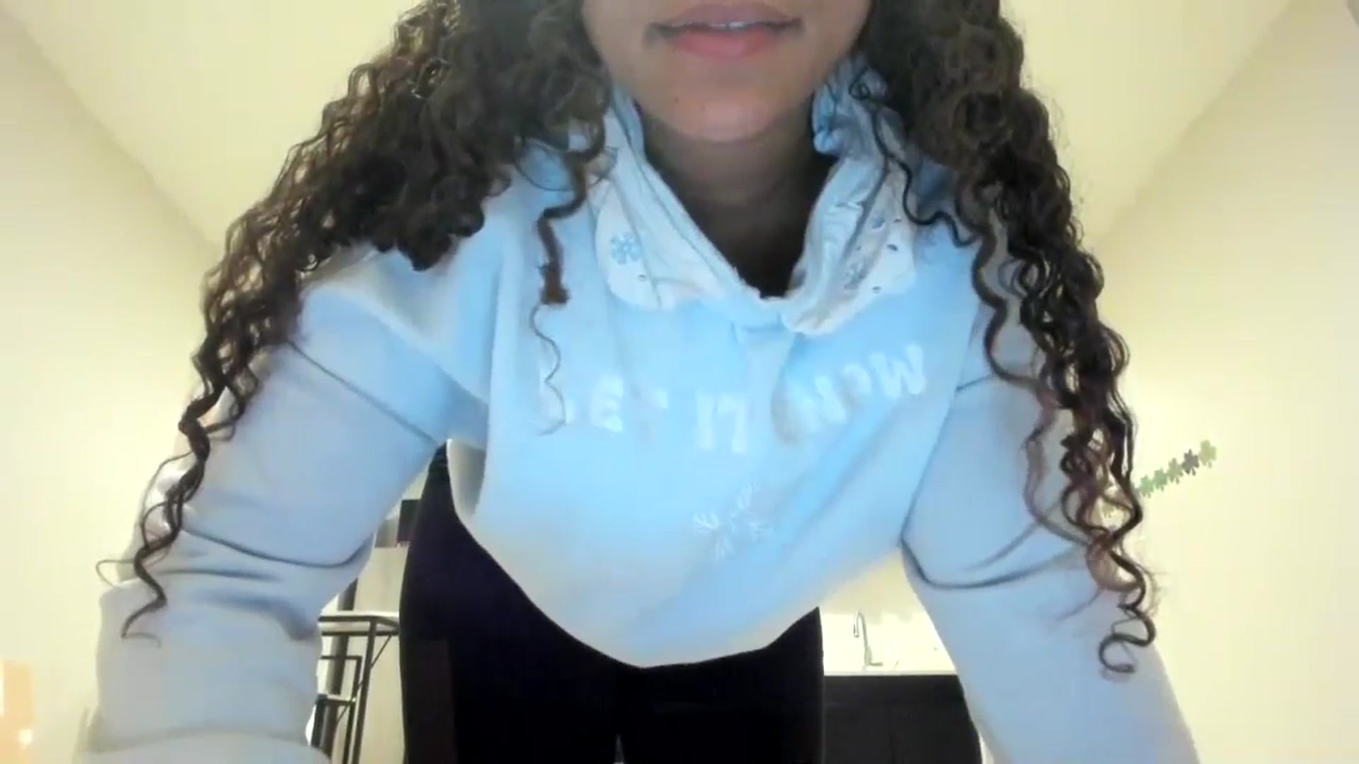 Gallery image thumbnail from BestAssonMFC's myfreecams stream on, 03/12/2024, 02:12 image 2 of 20